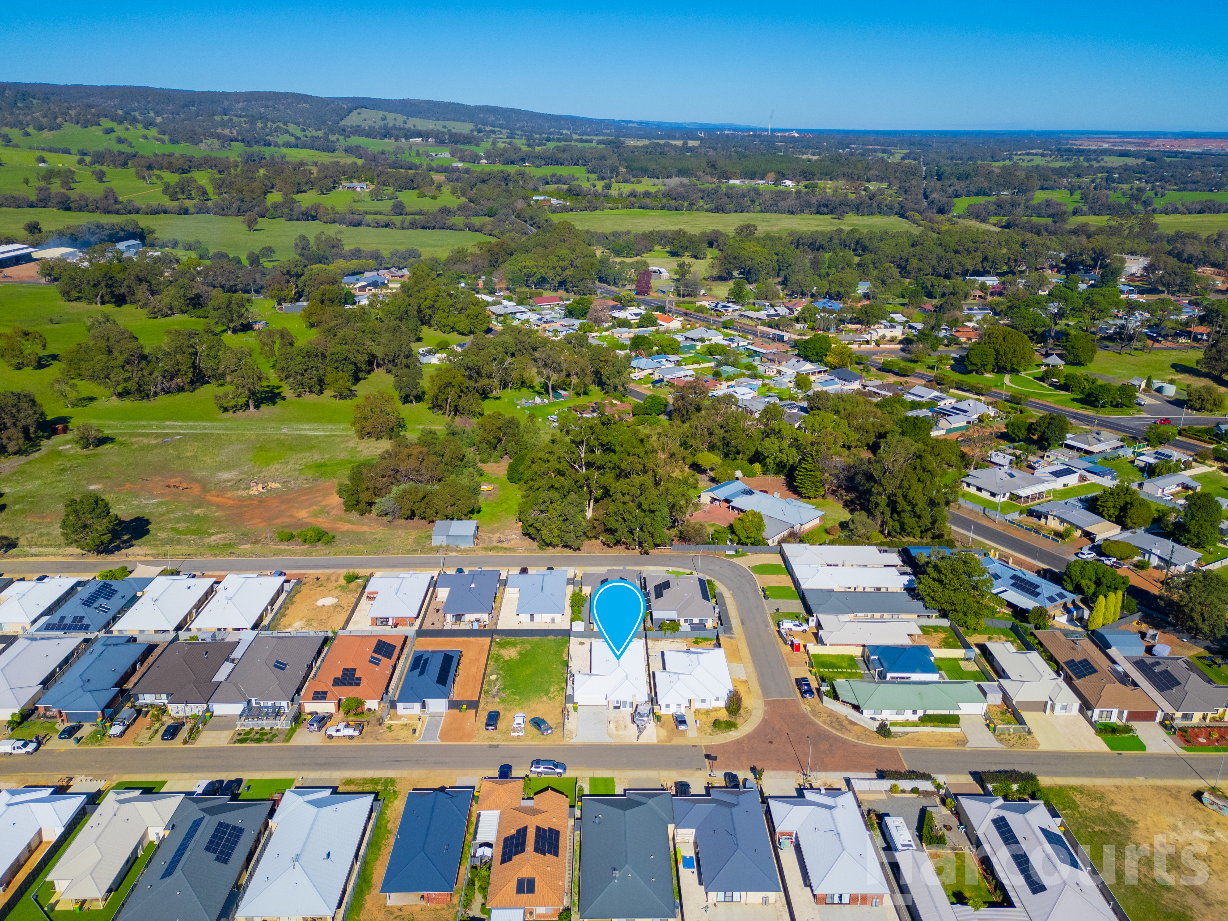 4-bedroom house at 7B Wood Avenue, Waroona, WA 6215, Waroona, Western Australia