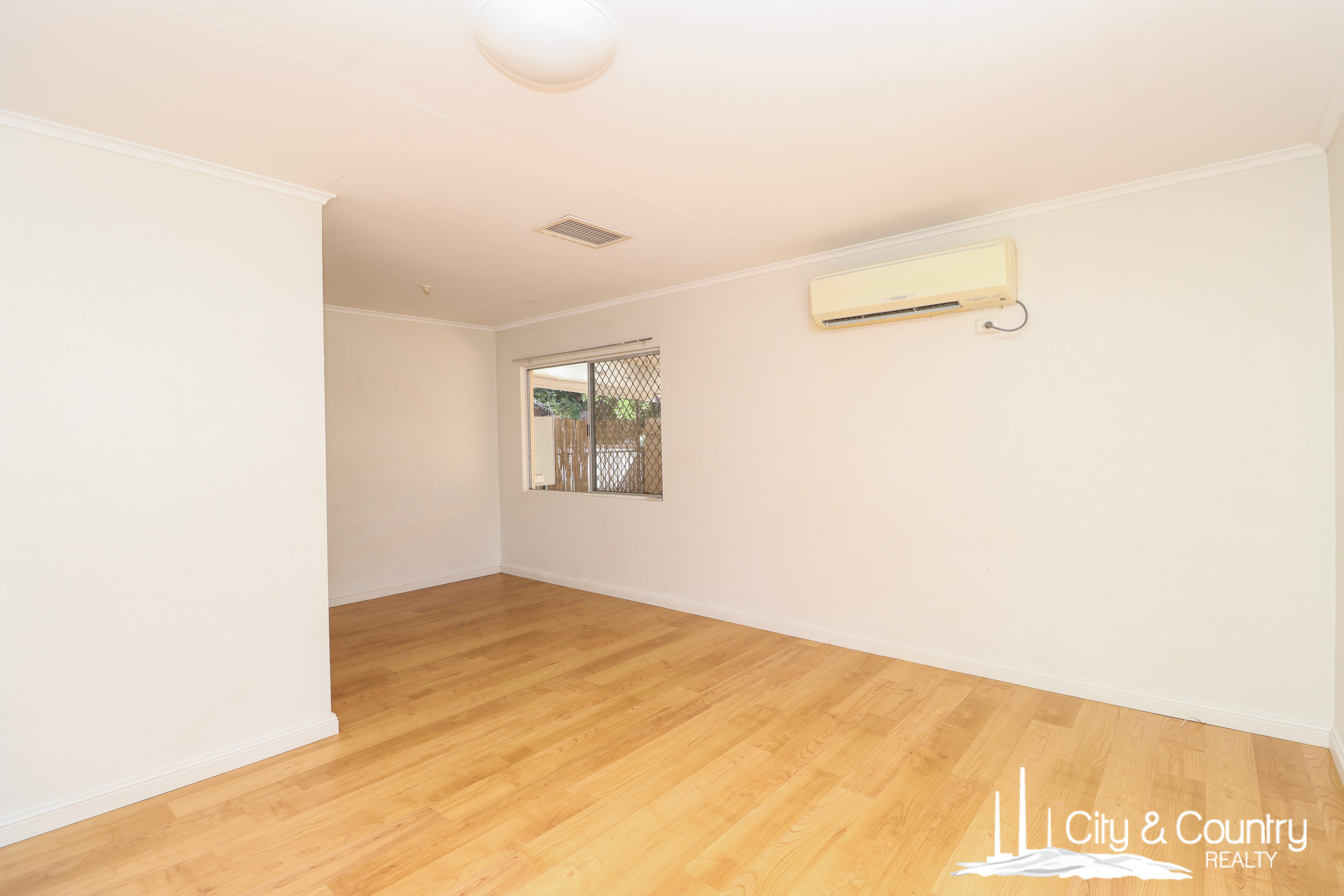 10 Jacobsen Crescent, Sunset, QLD 4825 - Image 4
