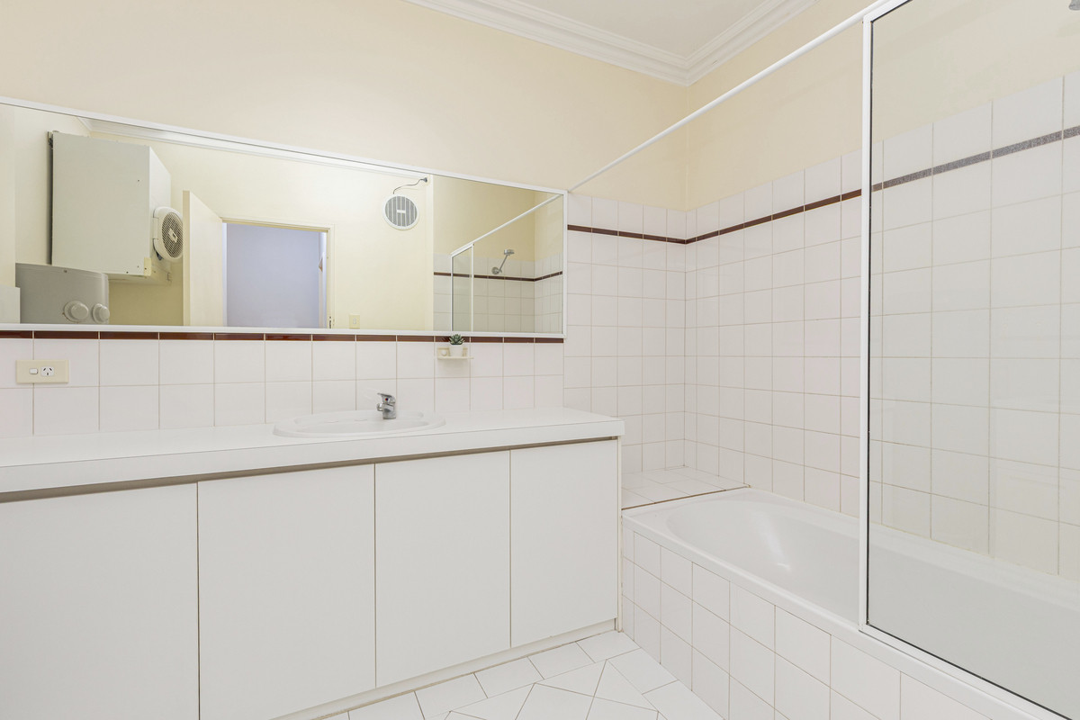 4/102 Goderich Street, East Perth, WA 6004 - Image 5