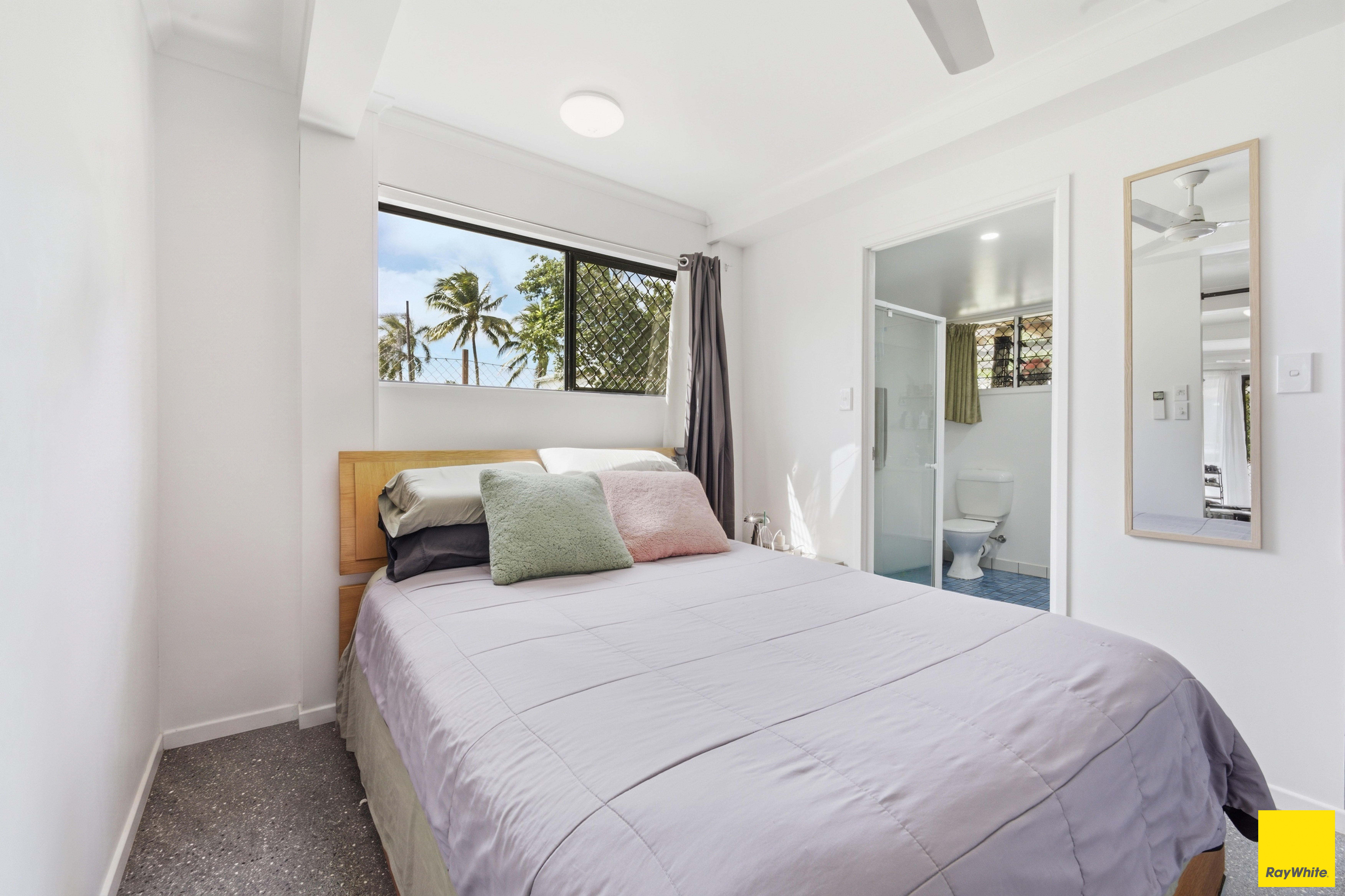 5-bedroom house at 49 Charles Street, Parramatta Park QLD 4870, Cairns, Queensland