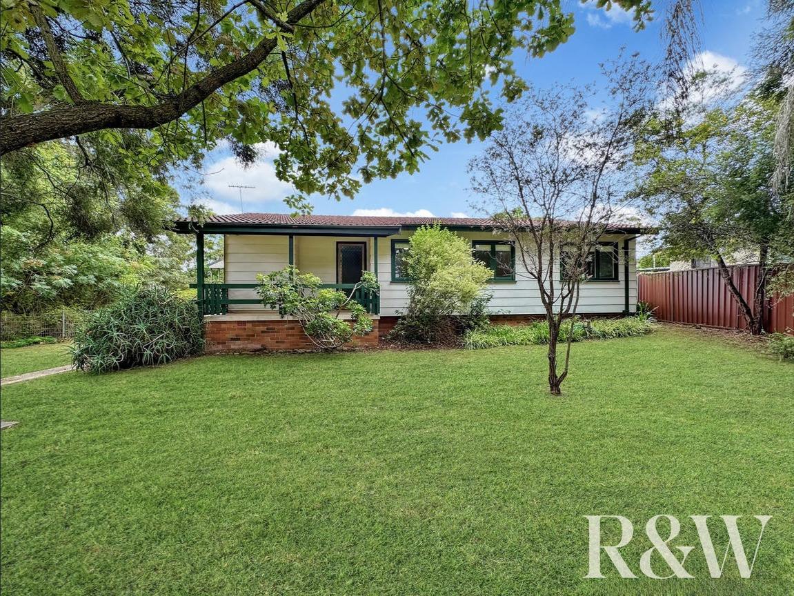 6 Bass Place, Willmot, NSW 2770 - Image 1