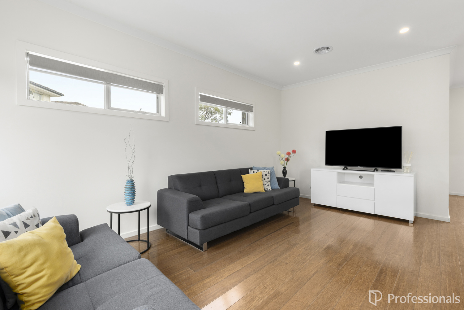 15 Kangaroo Paw Court, Taylors Lakes, Vic, 3038 - Image 7