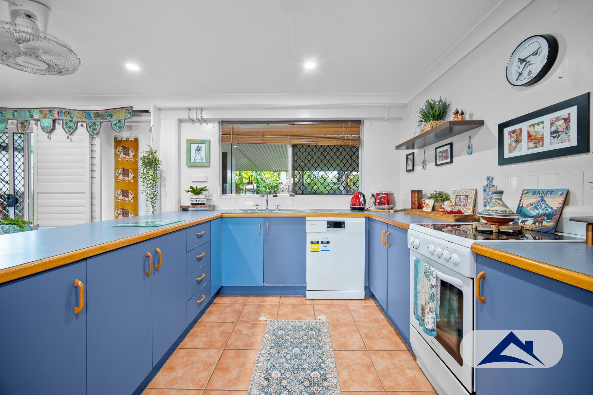 41-43 BOLAND STREET, Westcourt QLD 4870 - Image 3