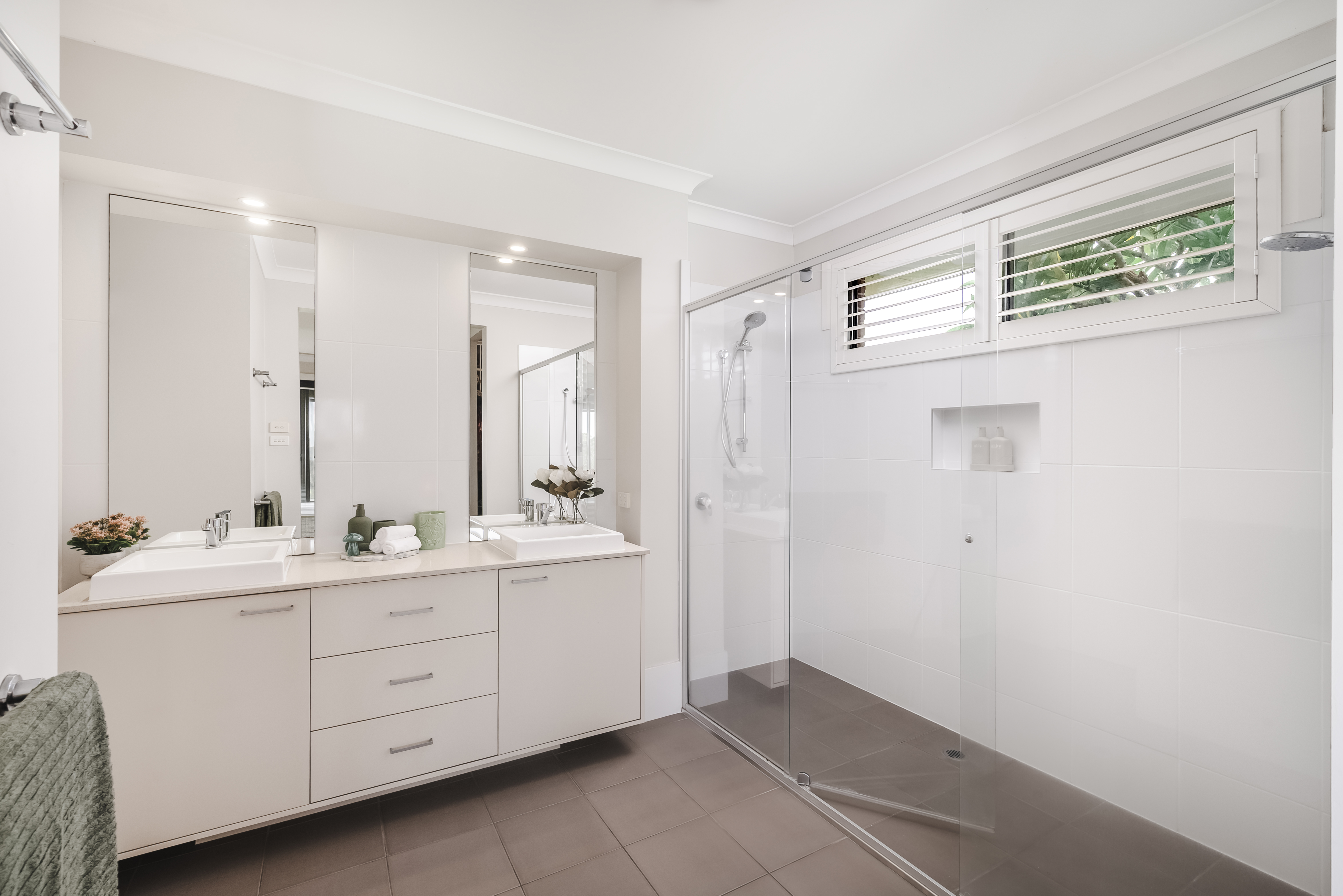 4-bedroom house at 25 Swan Street, Hinton, NSW 2321, Port Stephens, New South Wales