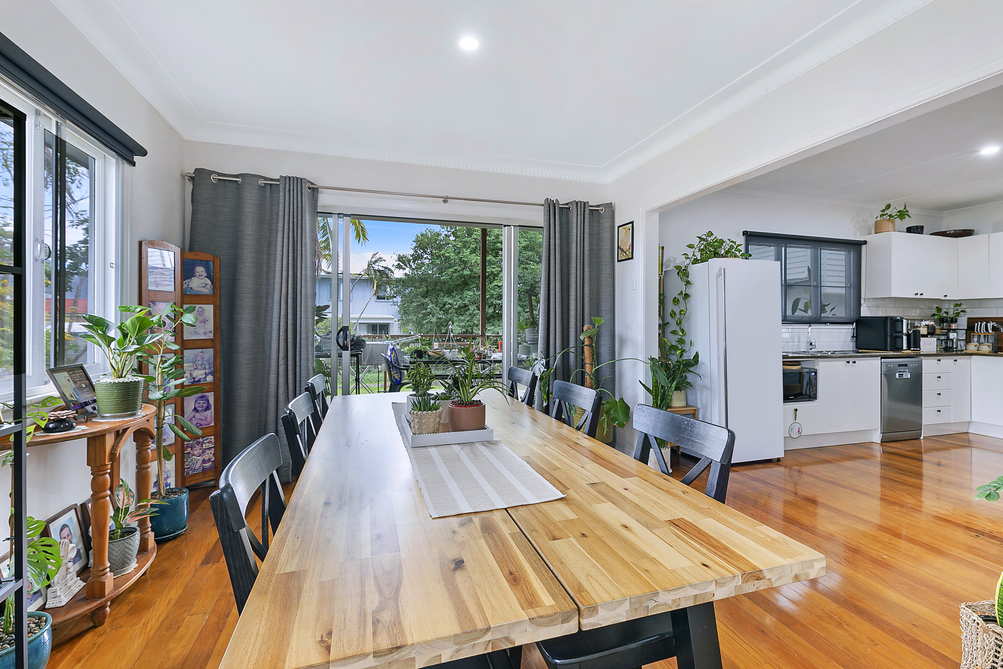 90 Dickenson Street, Carina, QLD 4152 - Image 8