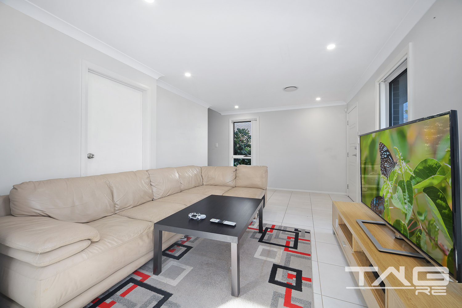 1 49 CANBERRA STREET, OXLEY PARK NSW 2760 - Image 3