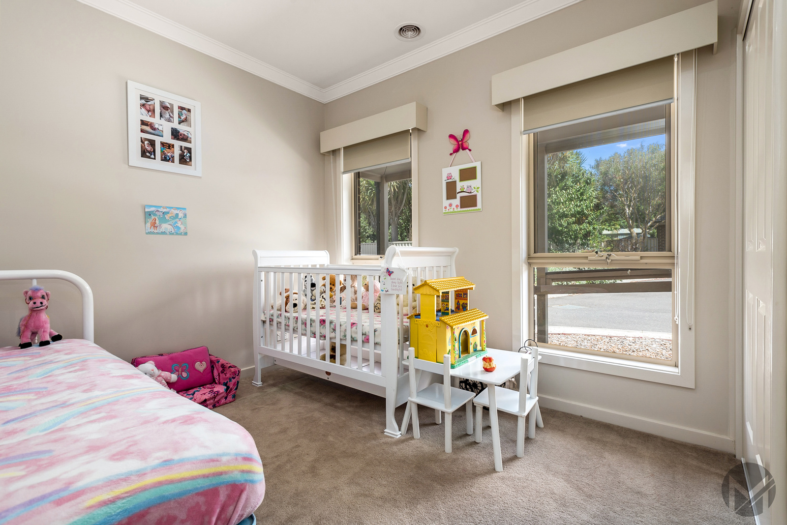 3-bedroom unit at 3/76 Barry Street, Romsey, VIC 3434, Macedon Ranges, Victoria