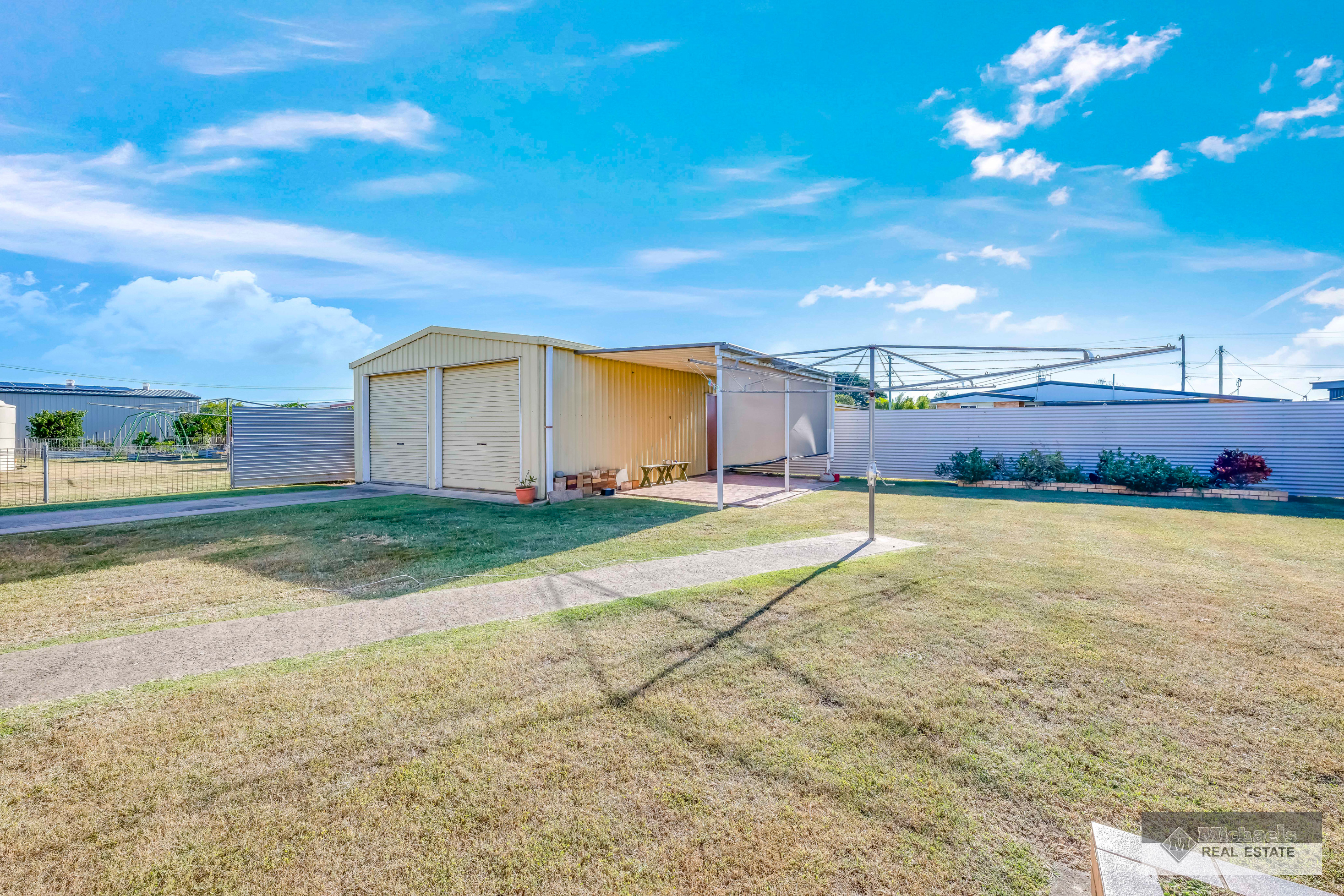 19 RATTRAY STREET, Avenell Heights QLD 4670 - Image 2