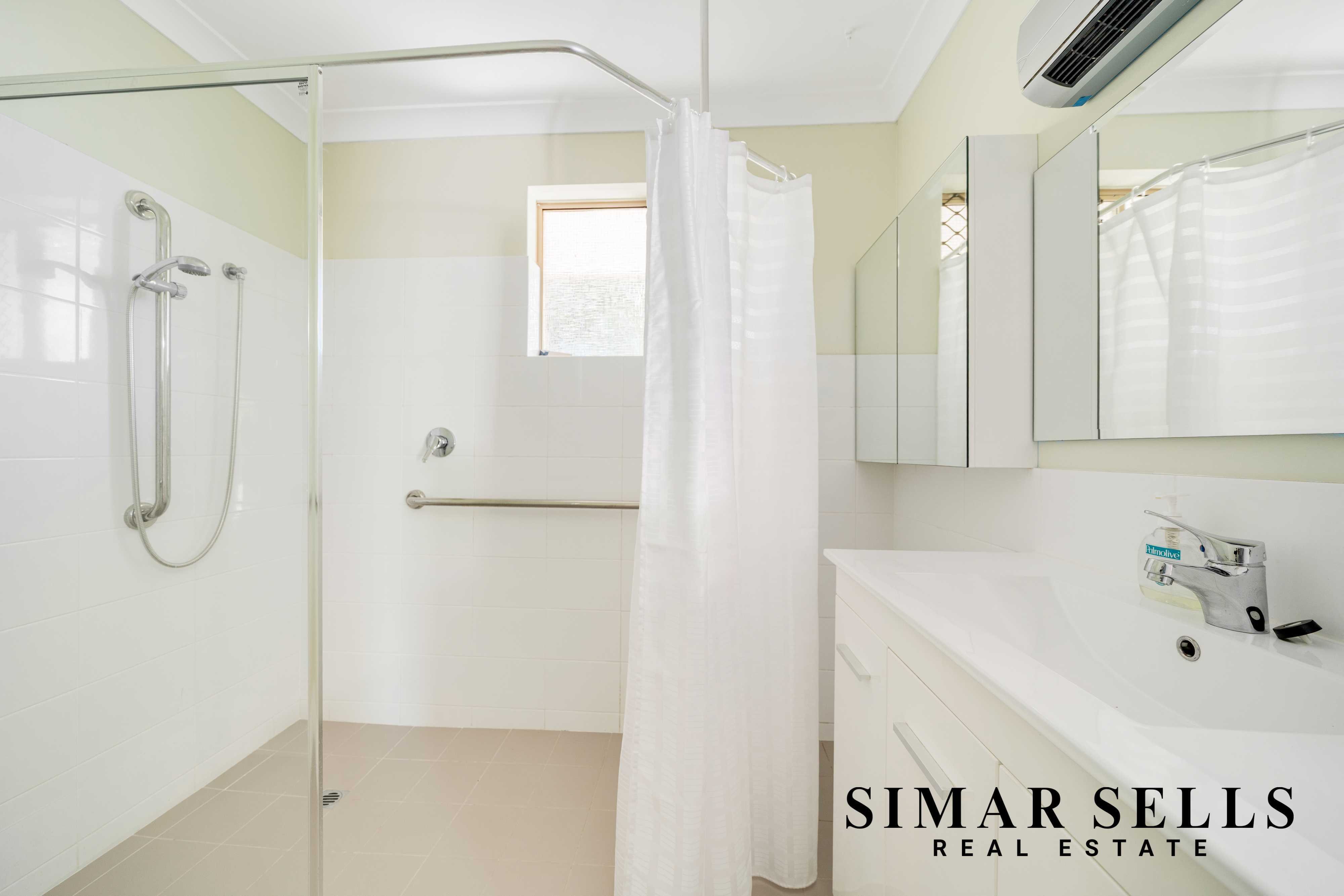 123 BLACKADDER ROAD, Swan View WA 6056 - Image 4