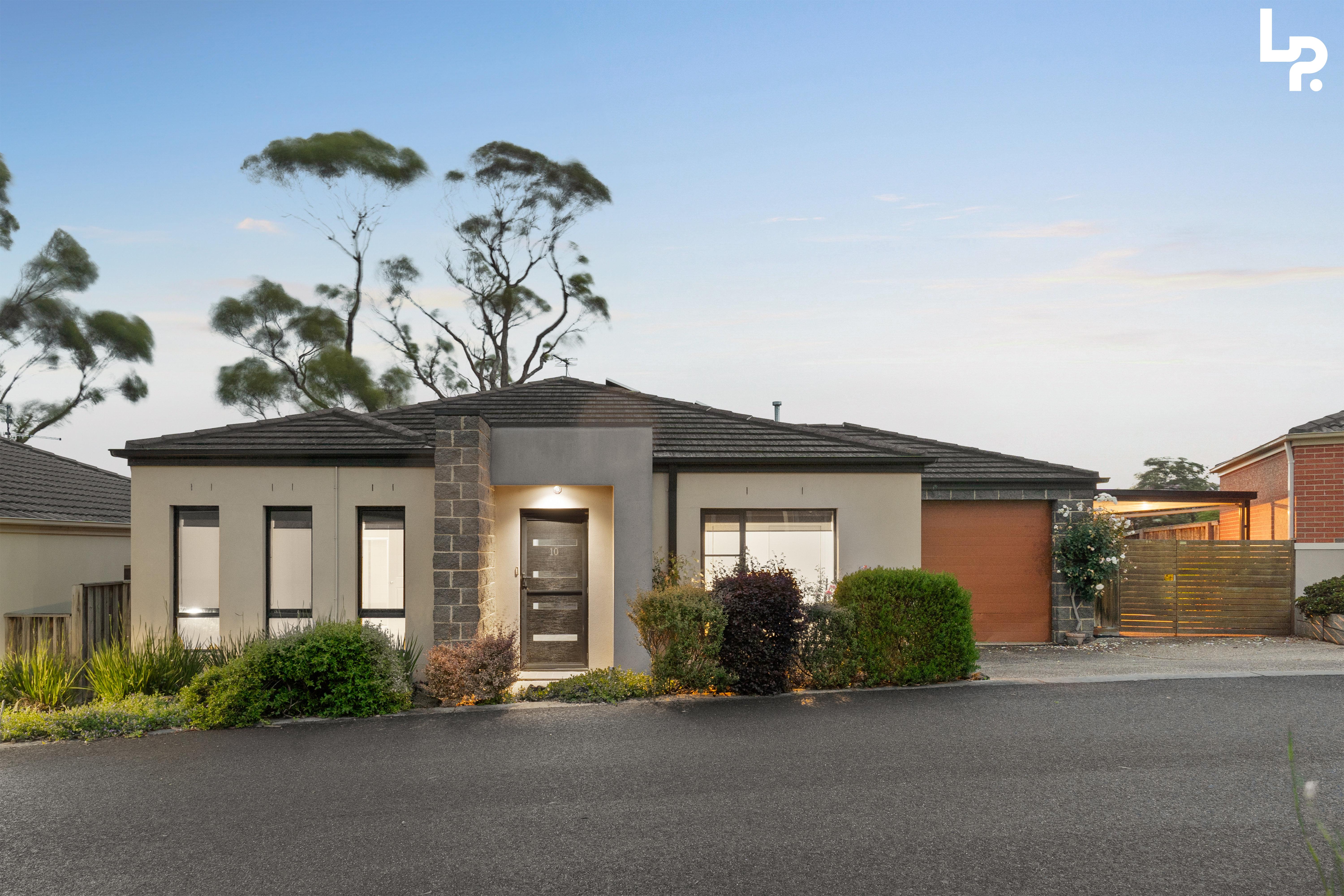 2-bedroom unit at 10 27 JEFFERSON ROAD, GARFIELD VIC 3814, Cardinia, Victoria