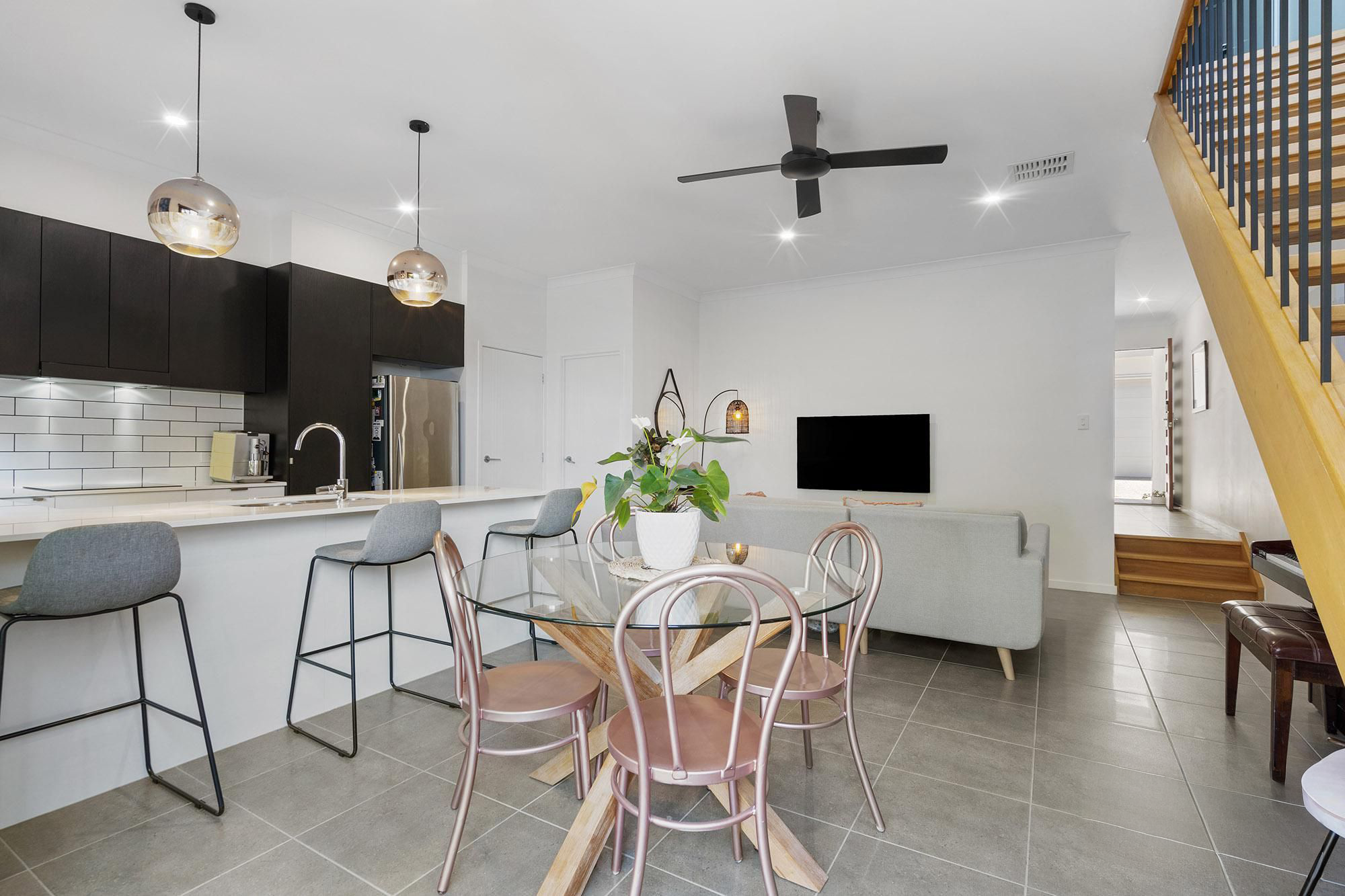 4-bedroom unit at 4 29 ORANA STREET, CARINA QLD 4152, Brisbane, Queensland
