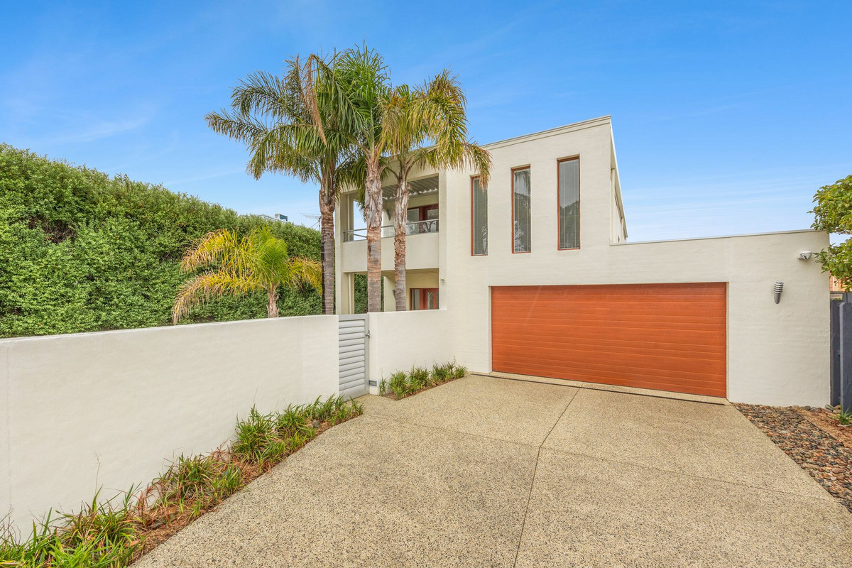8 SEAMIST WAY, Torquay VIC 3228 - Image 1
