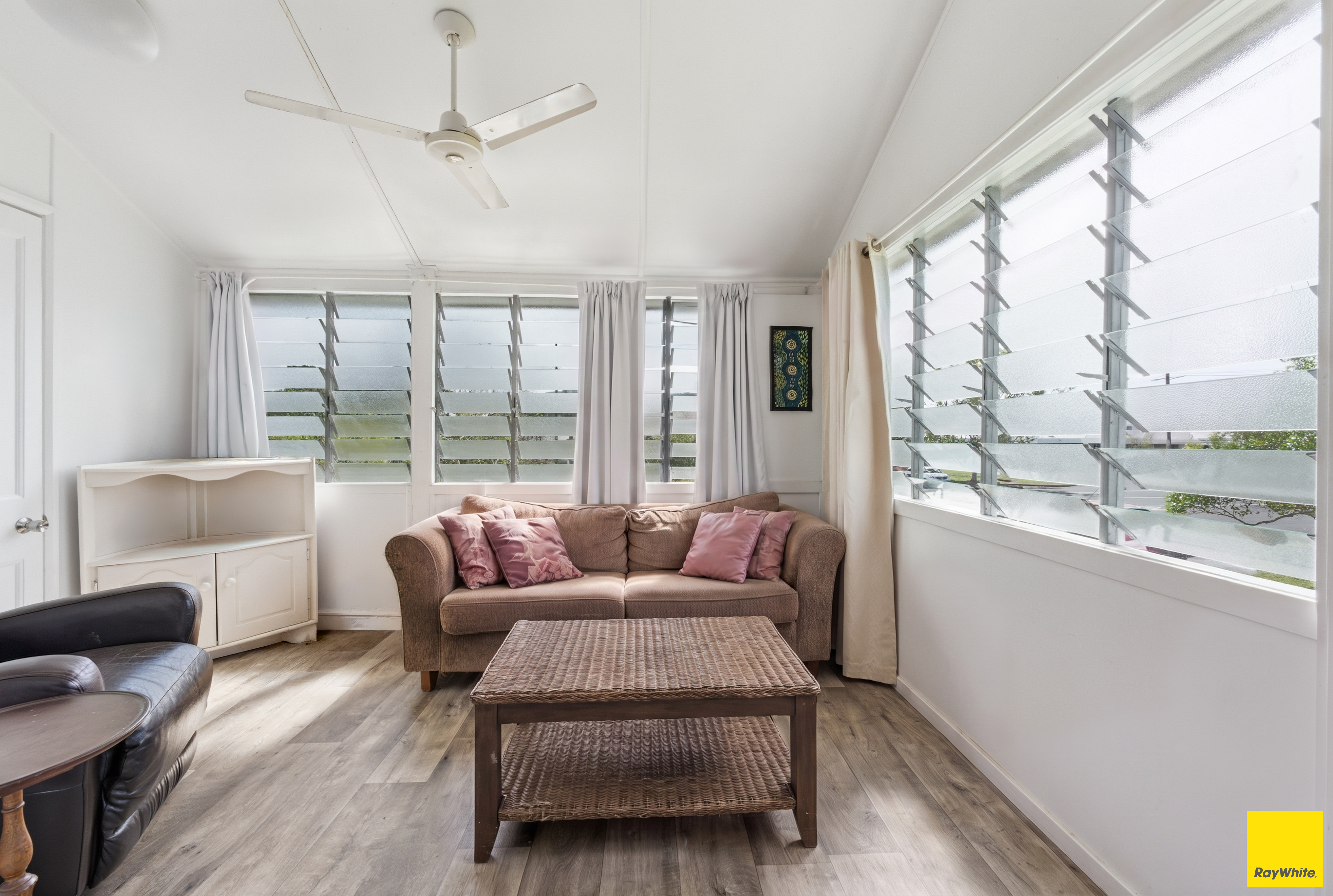 5-bedroom house at 49 Charles Street, Parramatta Park QLD 4870, Cairns, Queensland