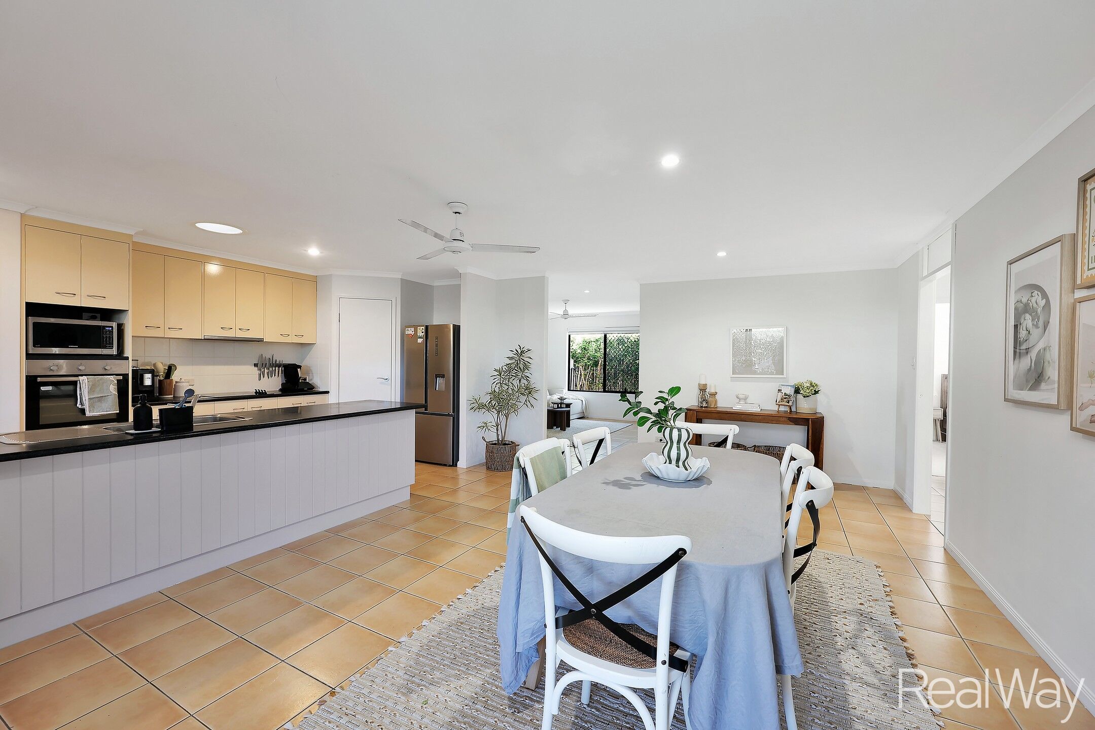 23 BIRCHDALE DRIVE, Bargara QLD 4670 - Image 9