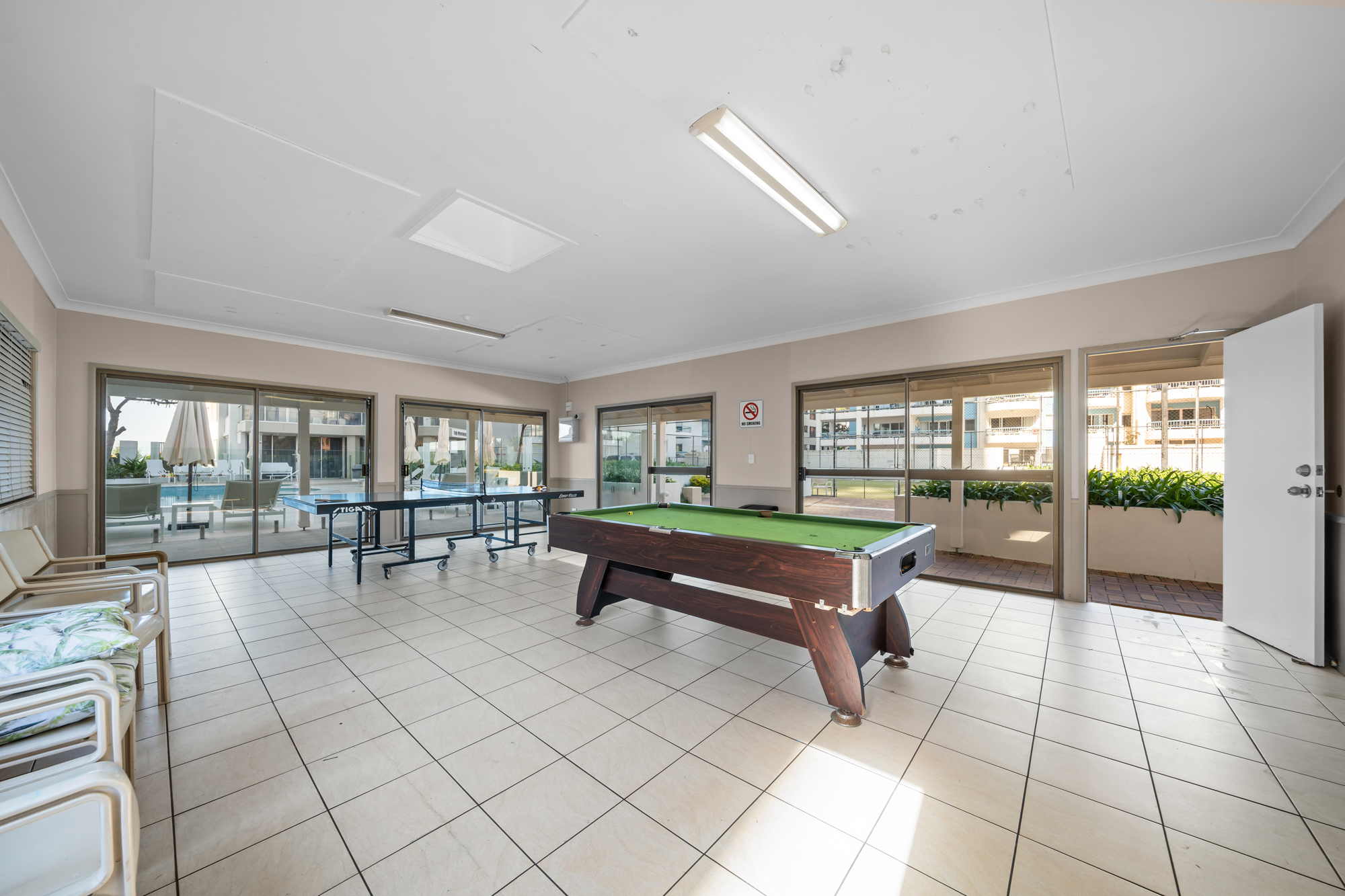3-bedroom unit at 16 20 Old Burleigh Road, Surfers Paradise QLD 4217, Gold Coast, Queensland