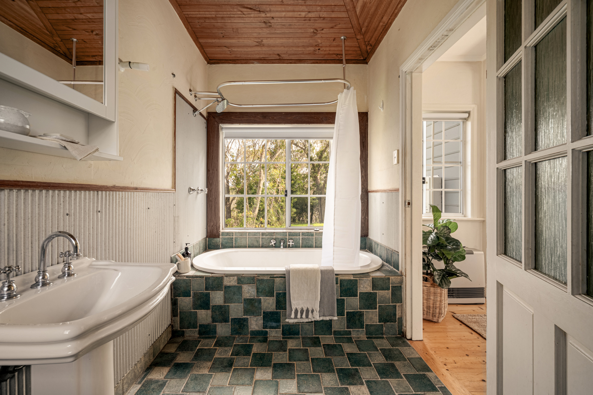 1-bedroom house at 80 First Avenue, Katoomba, Nsw, 2780, Blue Mountains, New South Wales