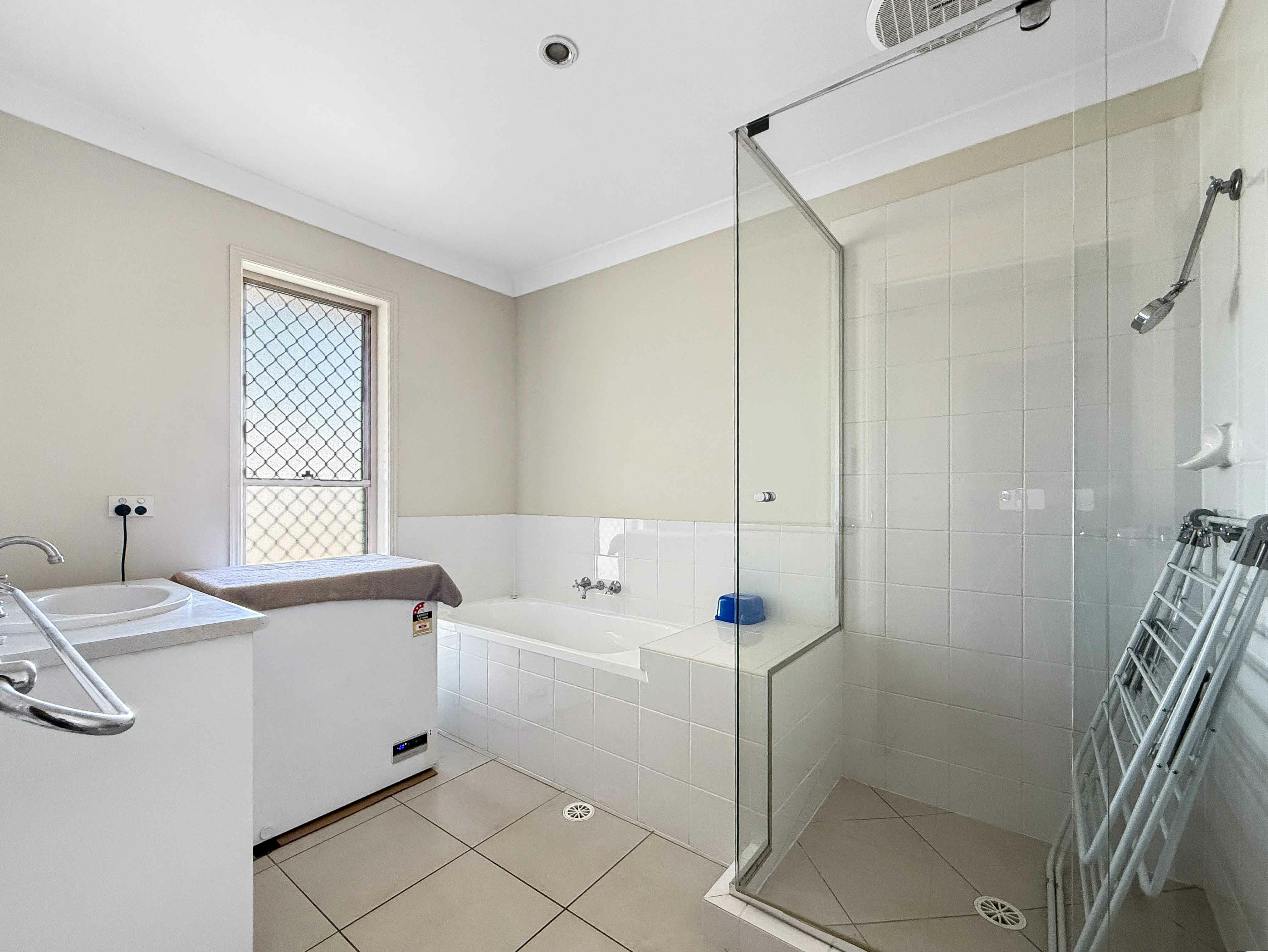 3-bedroom unit at 1/45 Cooper Street, Laidley, QLD 4341, Lockyer Valley, Queensland