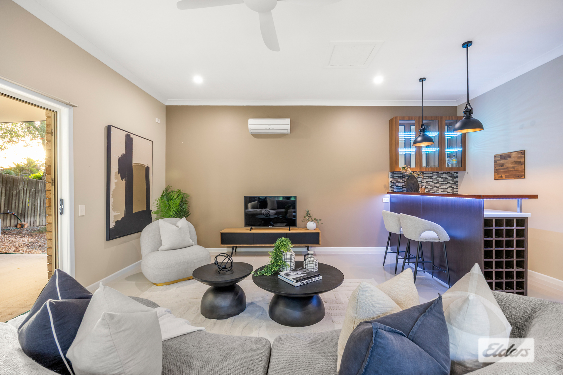 4-bedroom house at 11 WADE COURT, Shailer Park QLD 4128, Logan, Queensland