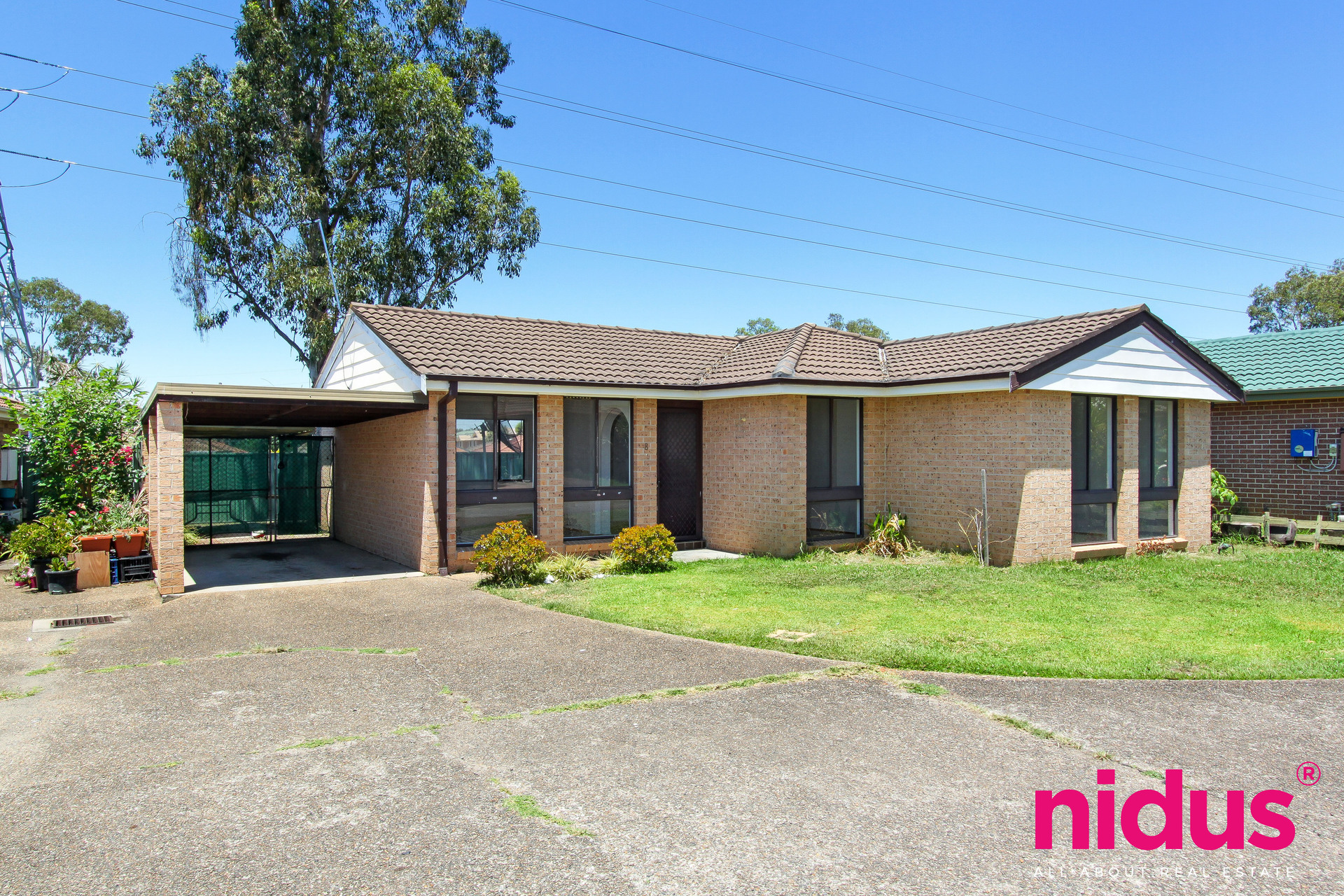 8 5 WOODVALE CLOSE, PLUMPTON NSW 2761 - Image 1