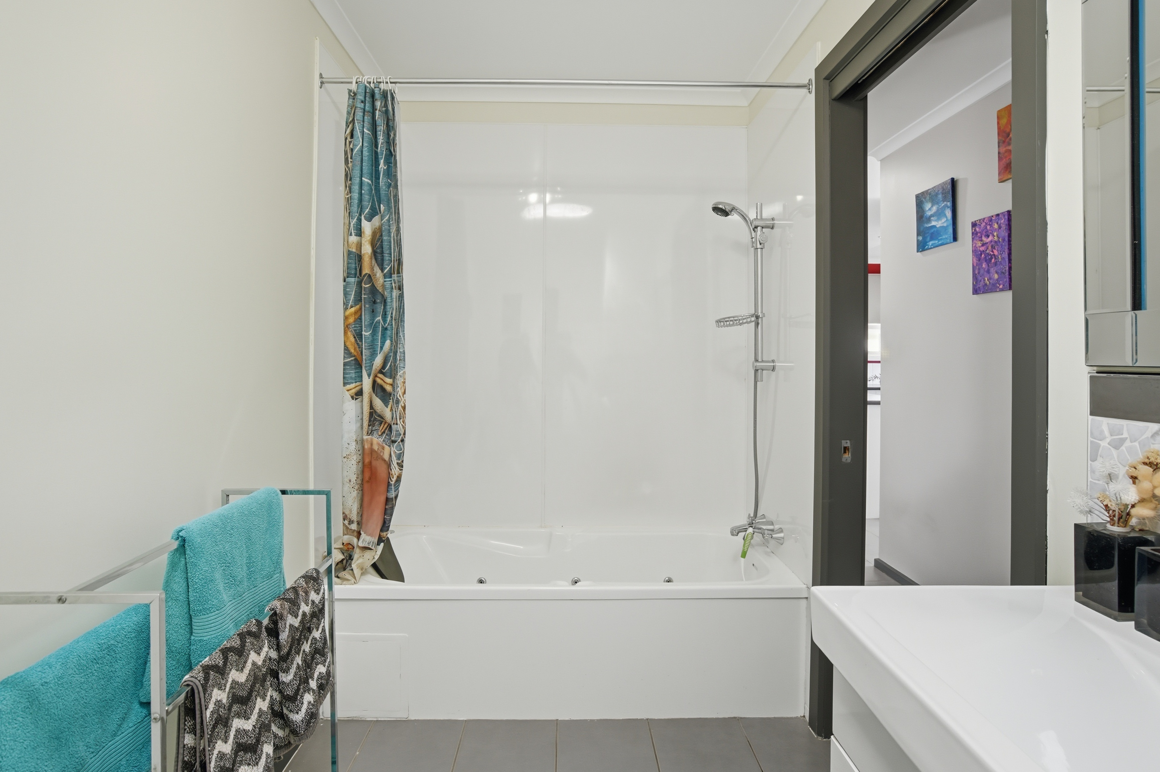 3-bedroom house at 359 Gravelly Beach Road, Gravelly Beach, Tas, 7276, West Tamar, Tasmania