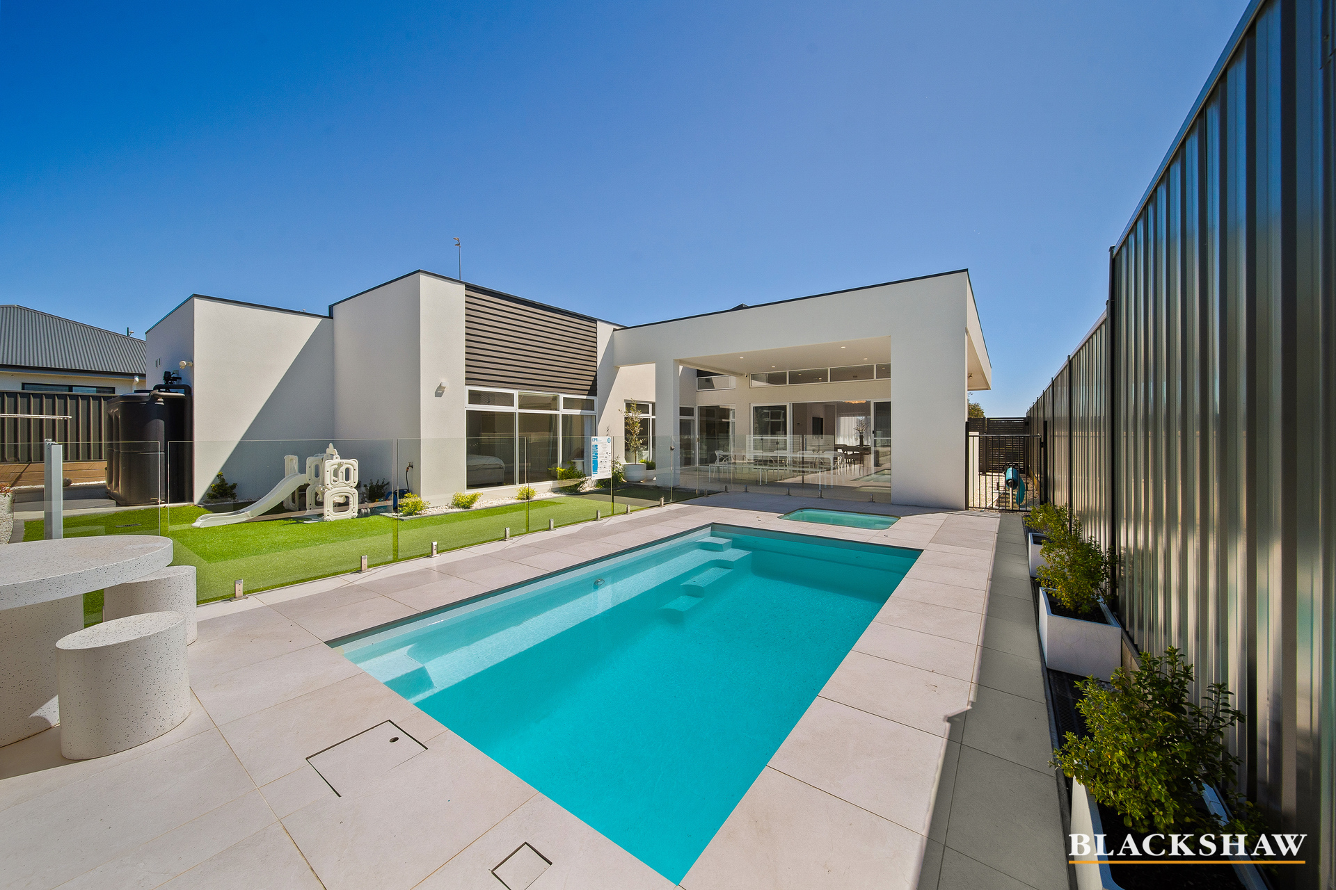 4 CONNOLLY STREET, Googong NSW 2620 - Image 9