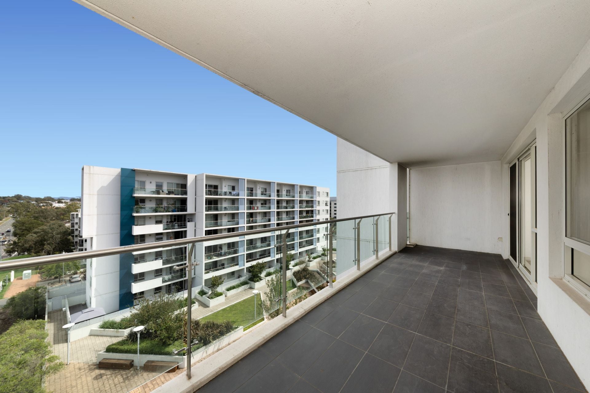ORACLE 138 64 COLLEGE STREET, BELCONNEN ACT 2617 - Image 2