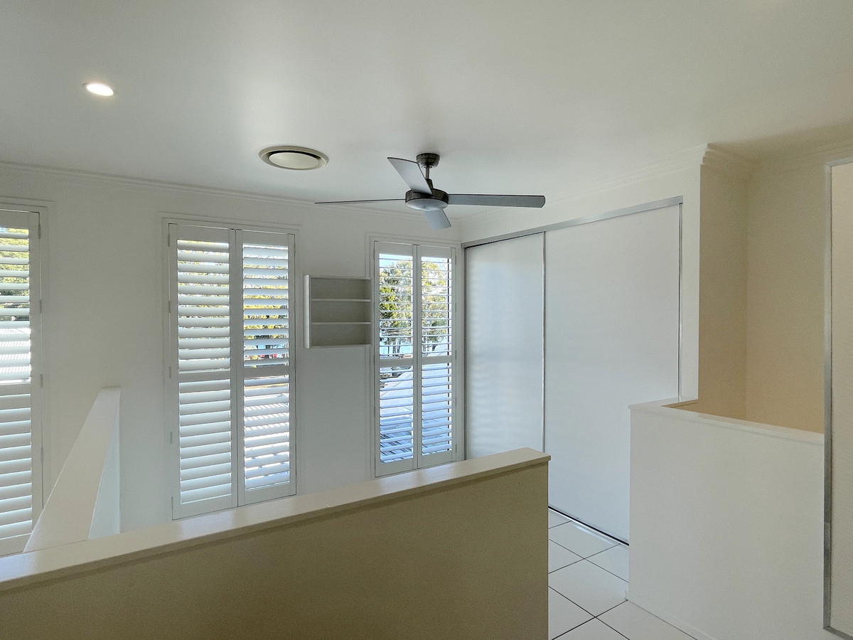 2-bedroom unit at 5 15-17 SYLVAN BEACH ESPLANADE, BELLARA QLD 4507, Moreton Bay, Queensland