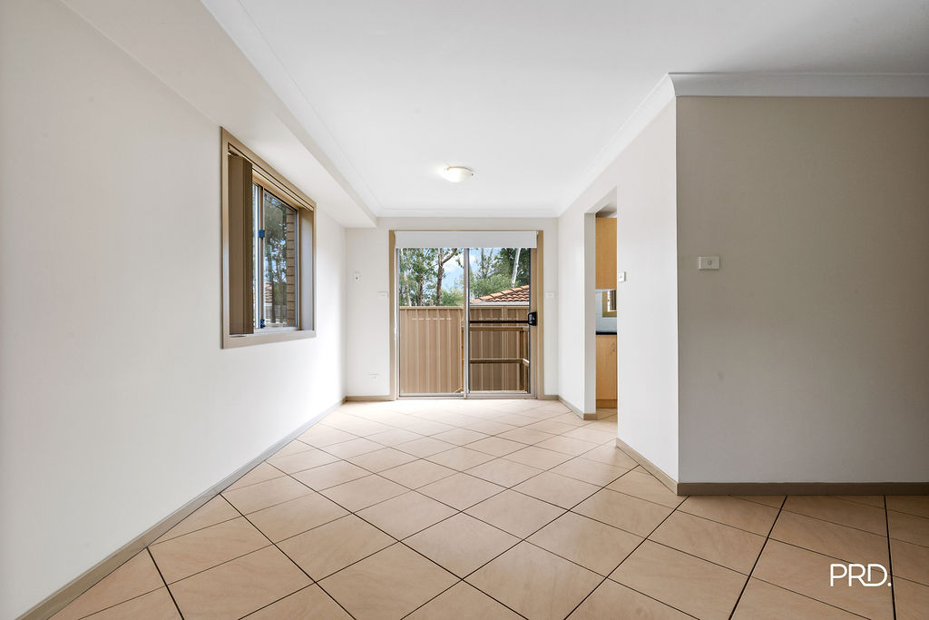 6 10 WOMBERRA PLACE, SOUTH PENRITH NSW 2750 - Image 4