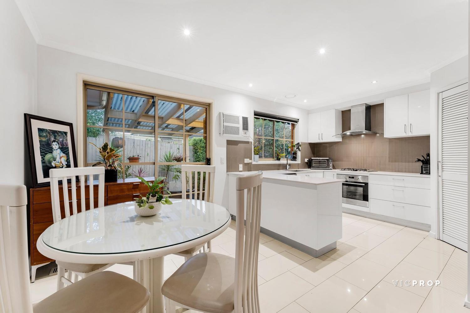 2-bedroom unit at 5 85 MCCRAE ROAD, ROSANNA VIC 3084, Banyule, Victoria