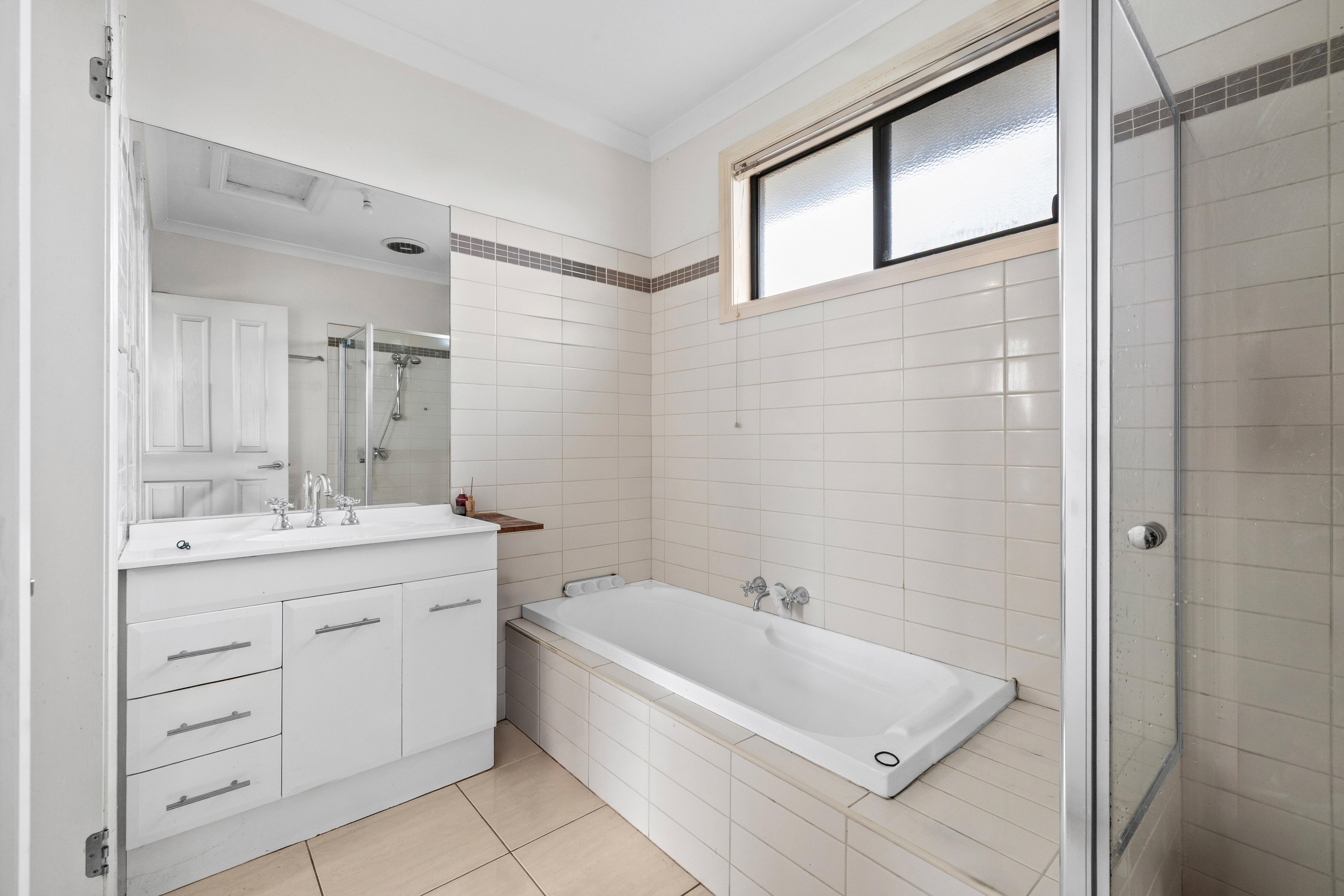 3 7 ACHERON STREET, EPPING VIC 3076 - Image 7