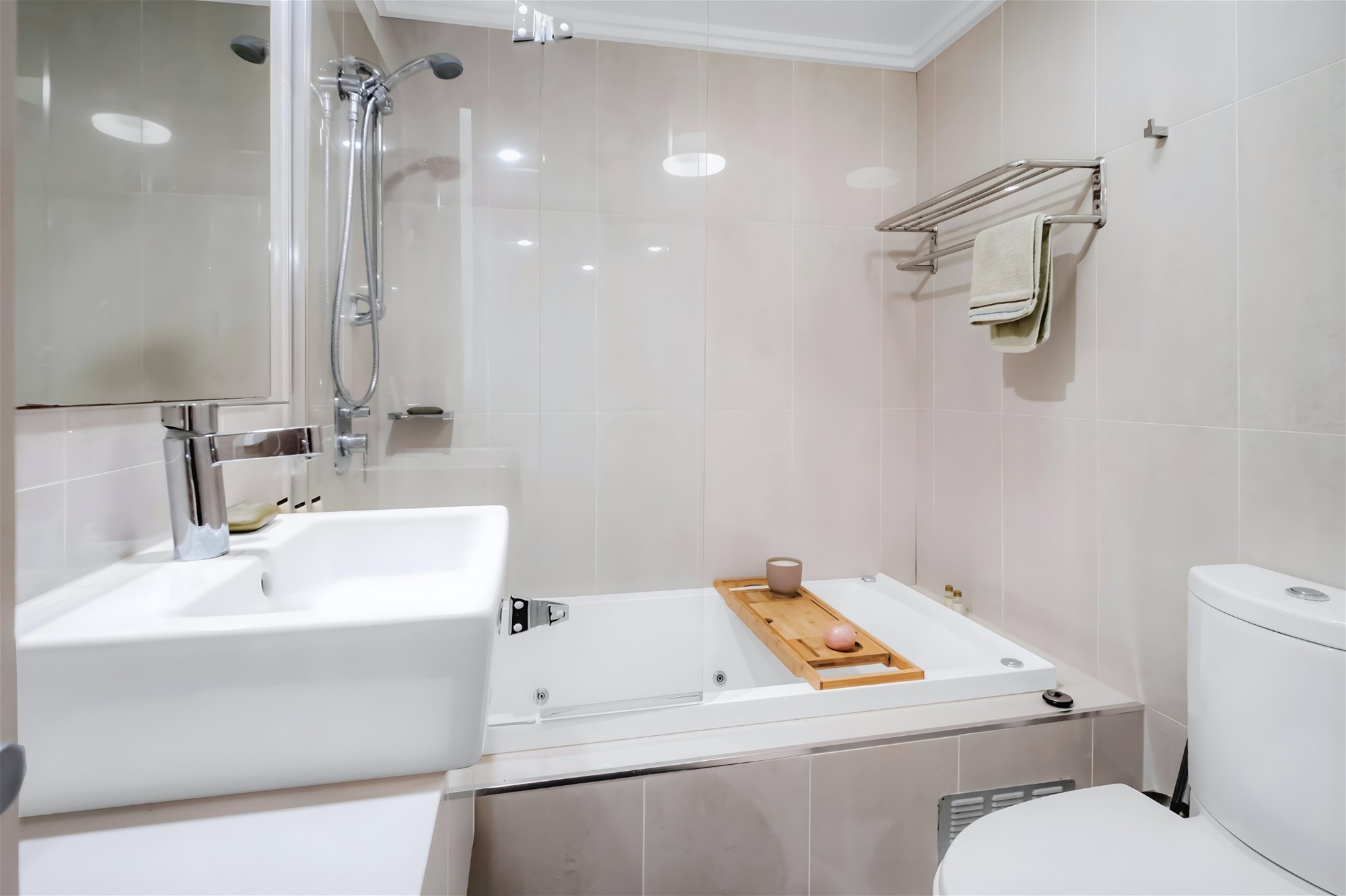 3/508 Marine Parade, Biggera Waters, QLD 4216 - Image 3