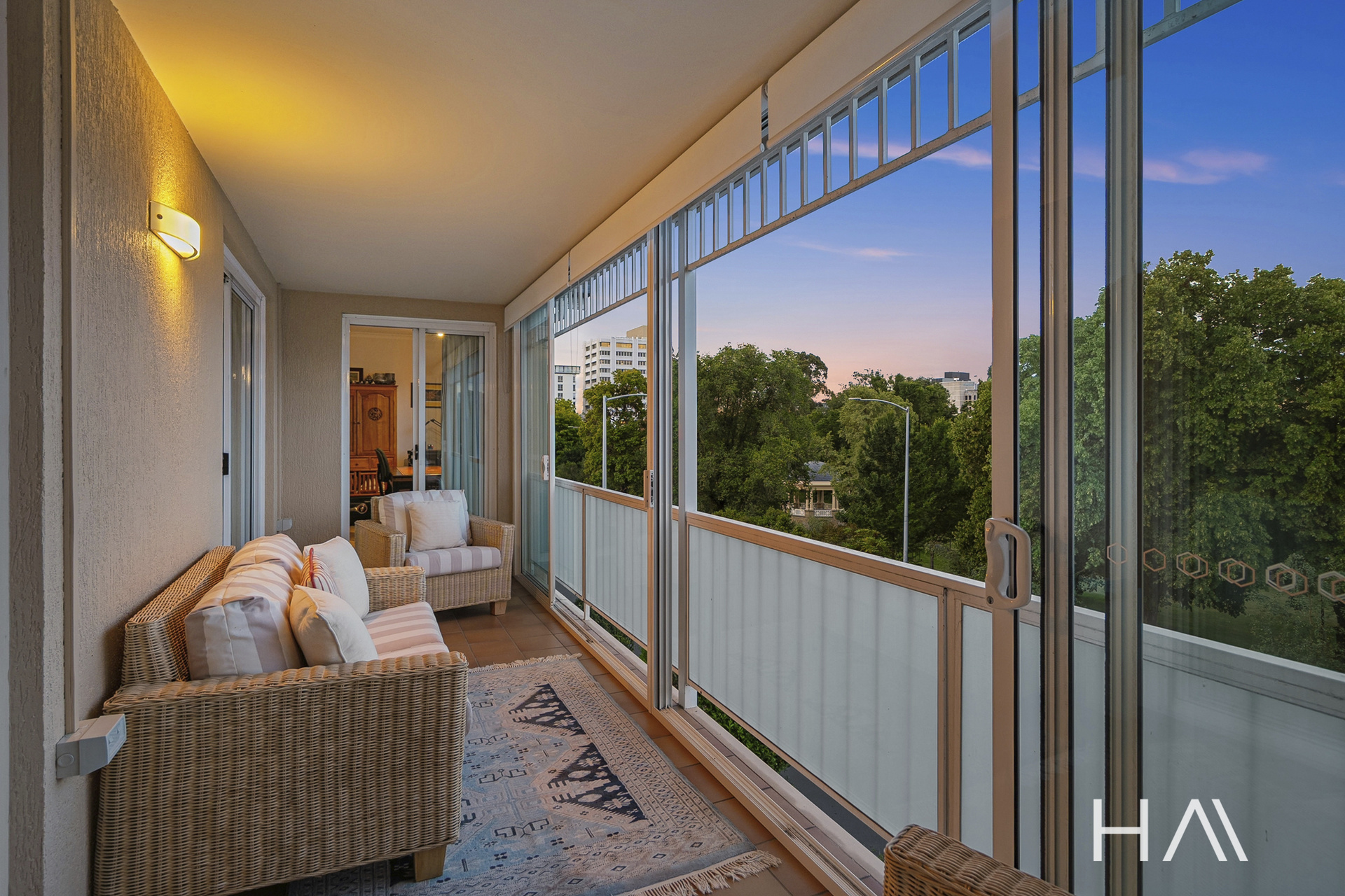 6/12 Wilmot Street, Hobart, Tas, 7000 - Image 3
