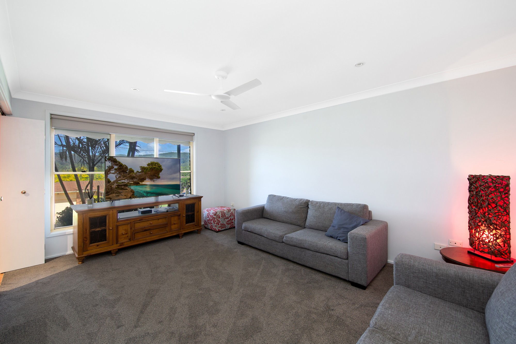 5-bedroom house at 21 Highview Street, Tumbi Umbi, NSW 2261, , New South Wales