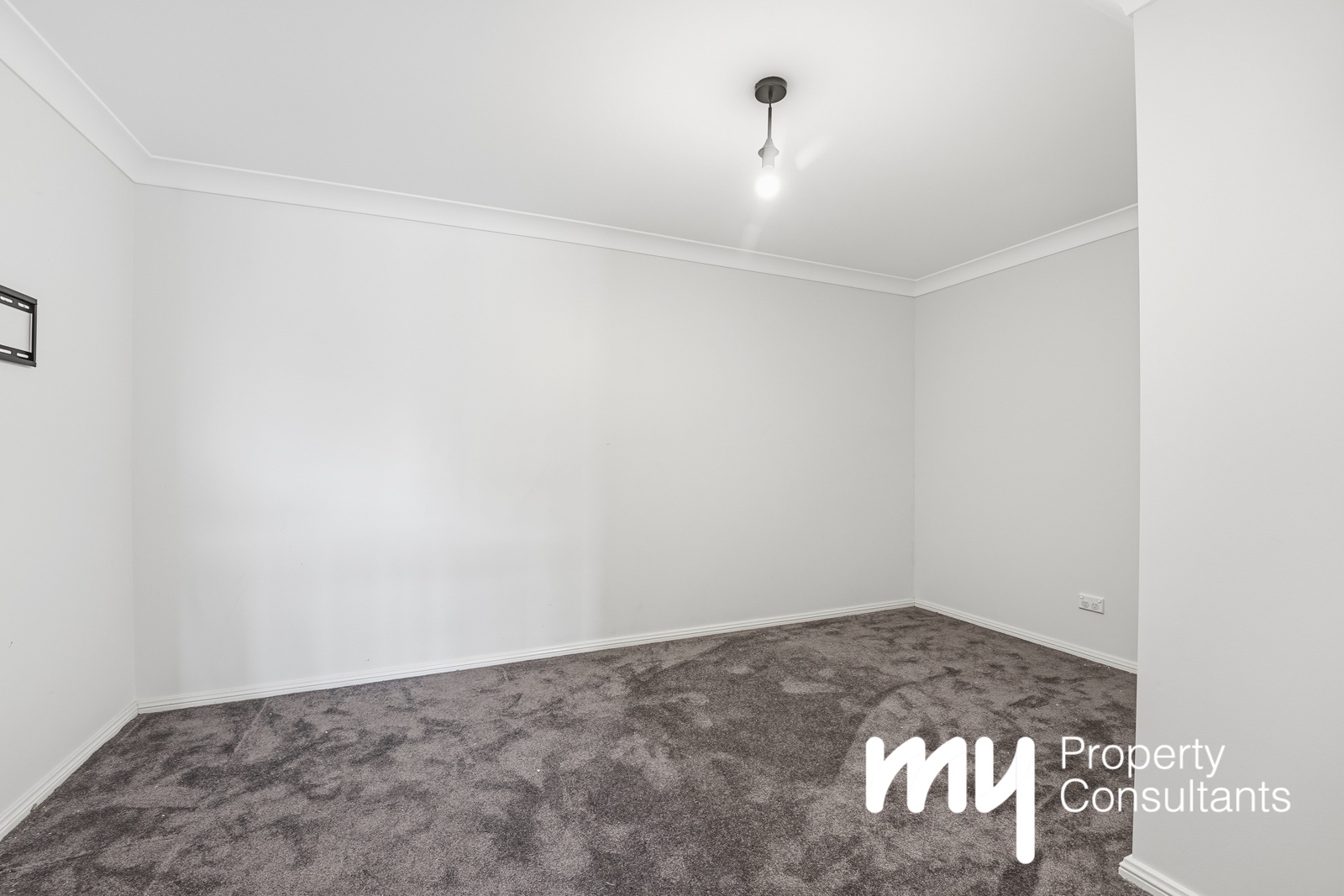 5-bedroom house at 7 Warner Street, Camden Park, NSW 2570, Wollondilly, New South Wales