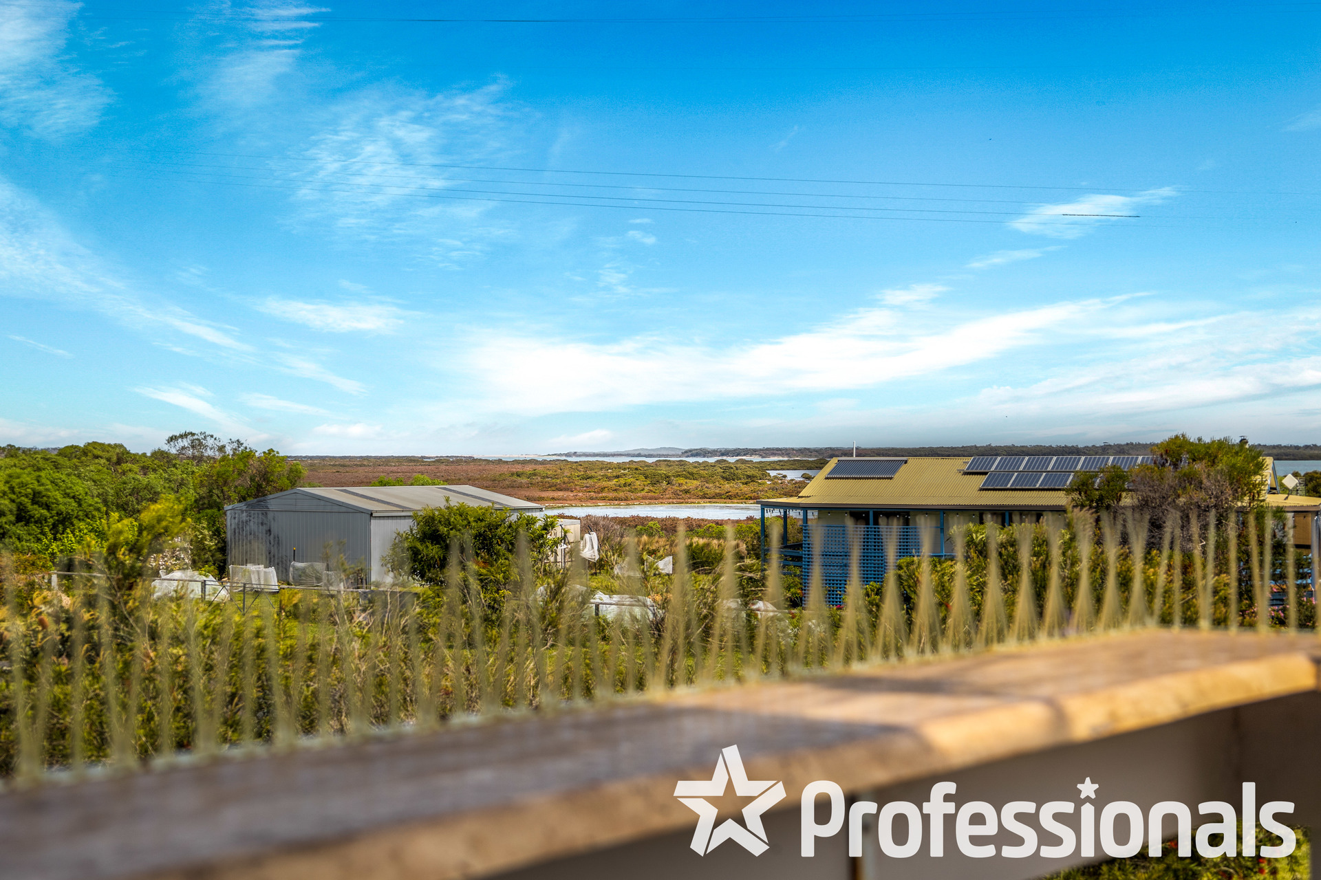 2-bedroom house at 5 Newhaven Crescent, Mcloughlins Beach, VIC 3874, Wellington, Victoria