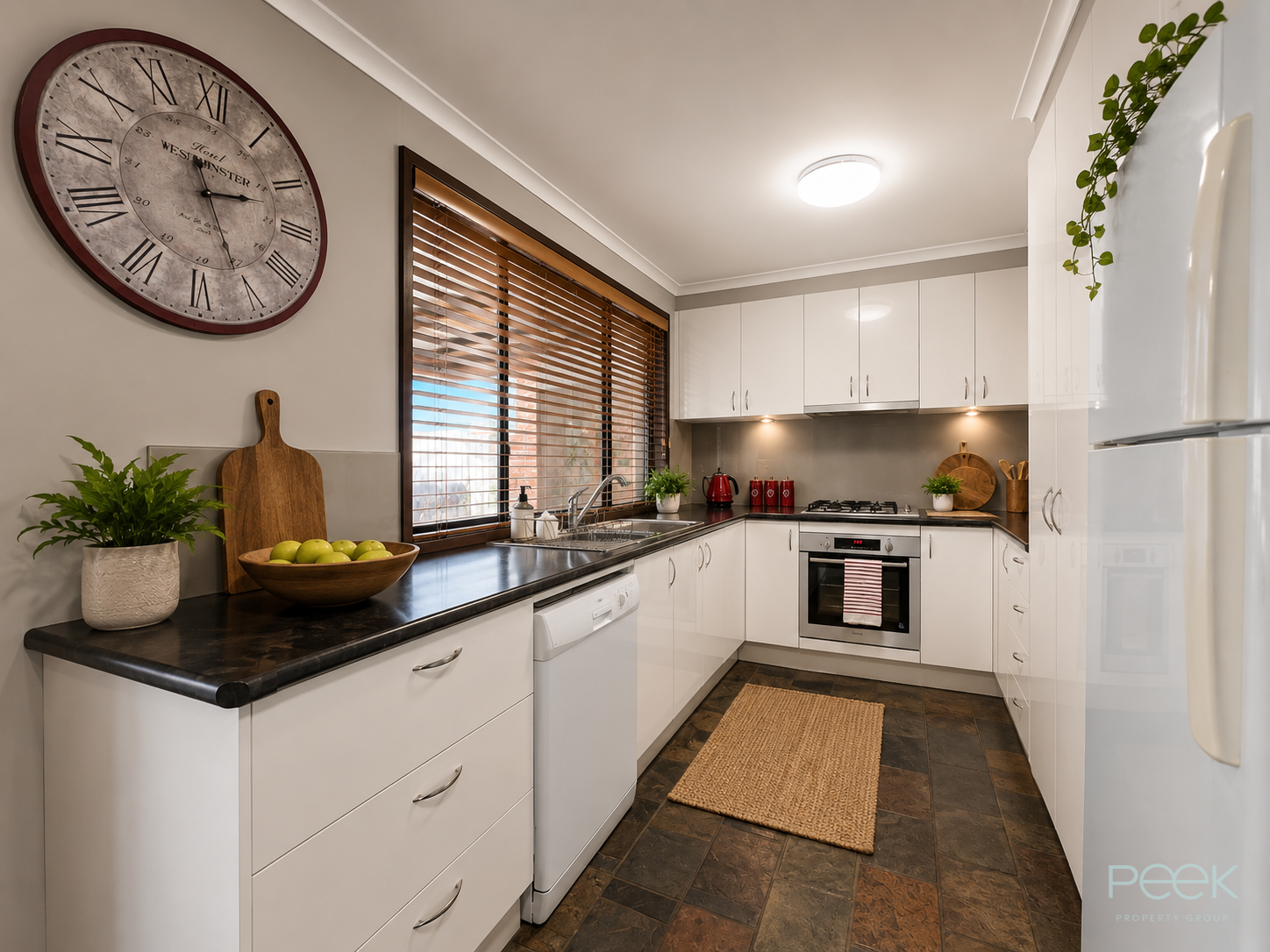 8 HOWELL CRESCENT, South Windsor NSW 2756 - Image 2