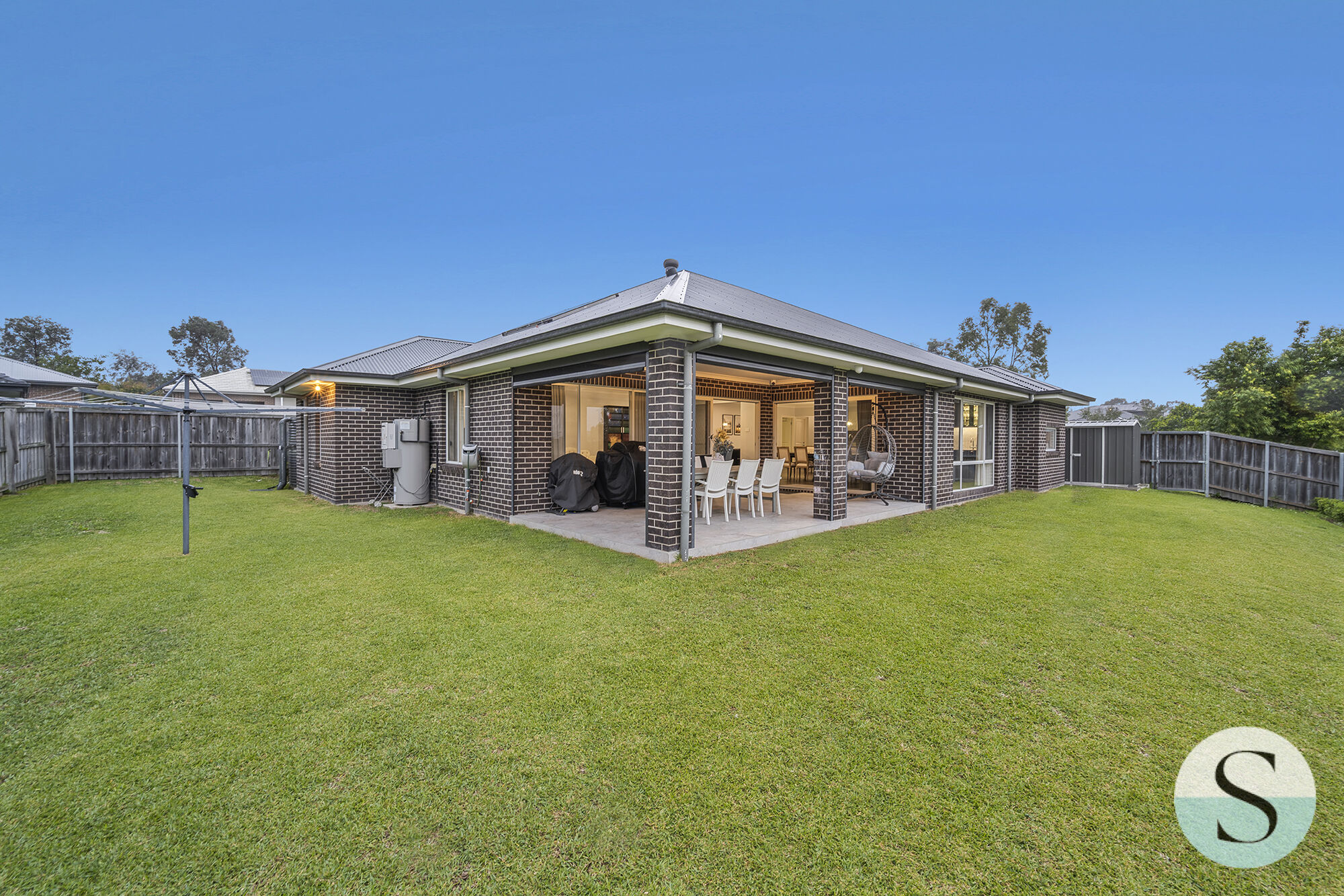 6 THRELKELD CRESCENT, Fletcher NSW 2287 - Image 2