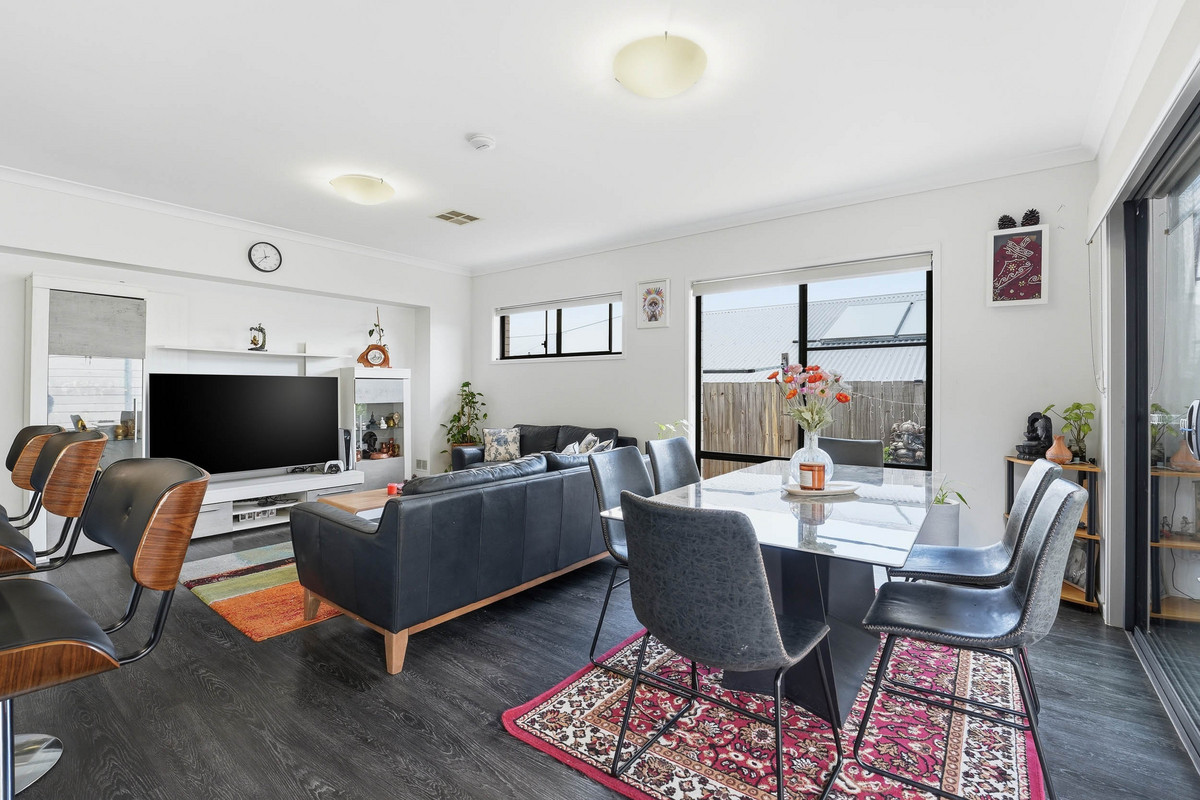 19 Boston Street, Spring Mountain, QLD 4300 - Image 10