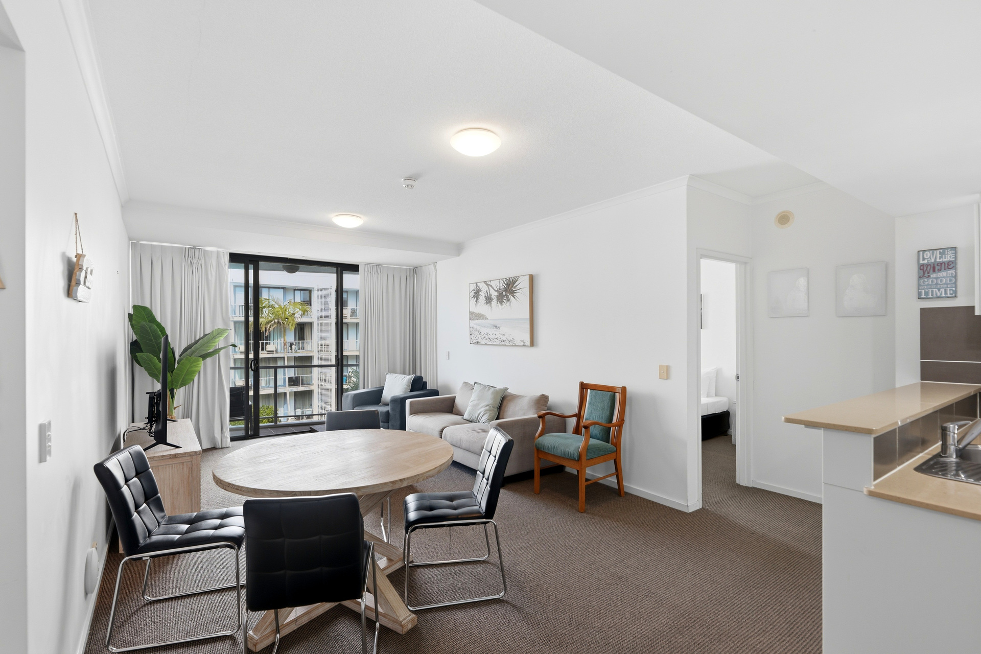 1106 1 OCEAN STREET, BURLEIGH HEADS QLD 4220 - Image 3