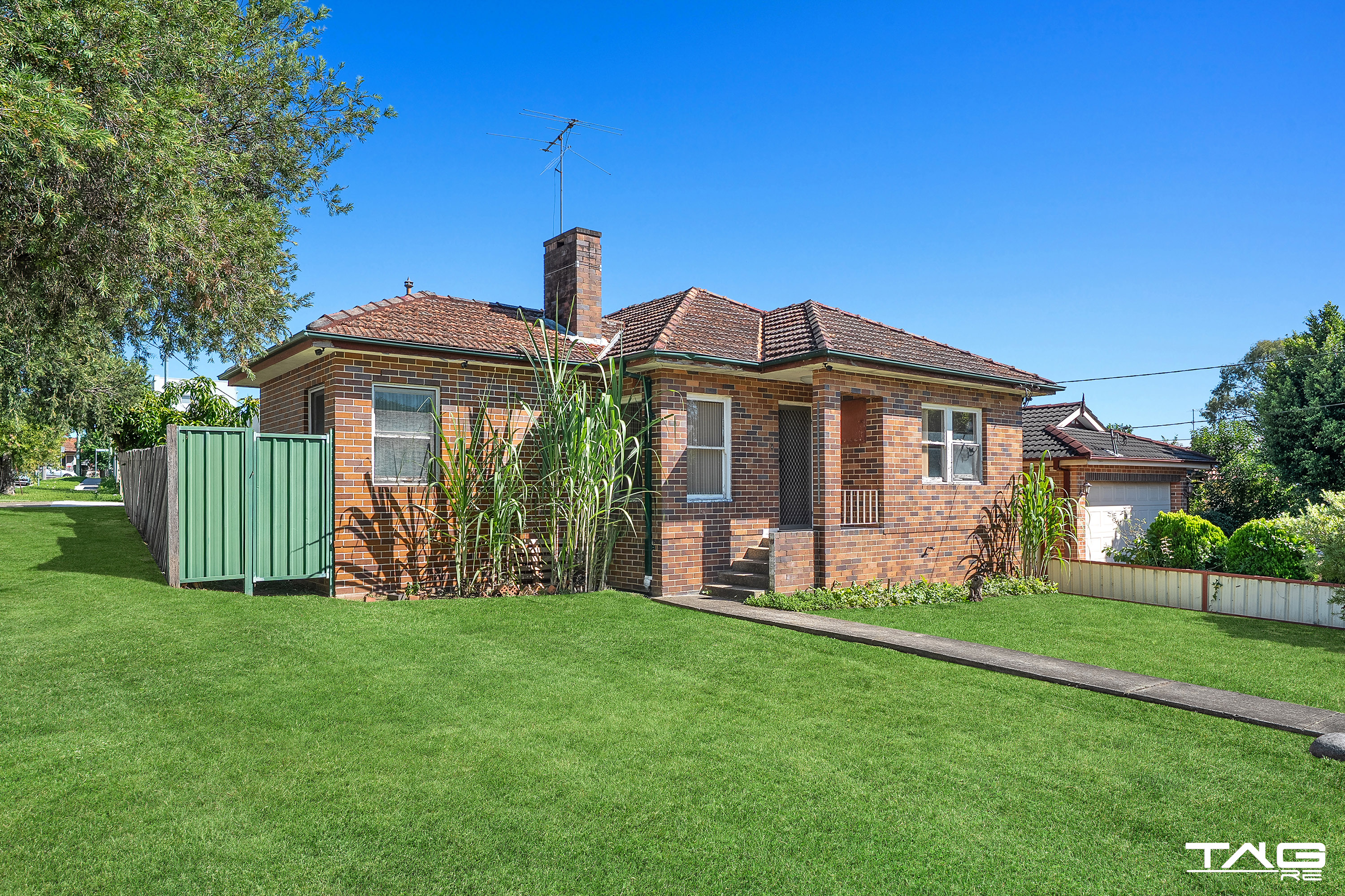 12 Booth Street, Westmead, Nsw, 2145 - Image 1