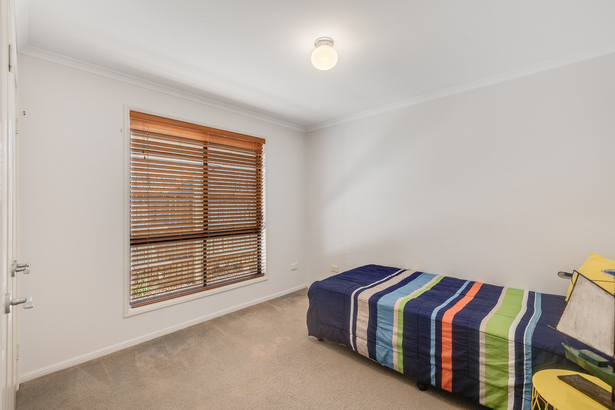 4-bedroom house at 14 Shelton Crescent, Kearneys Spring, QLD 4350, Toowoomba, Queensland