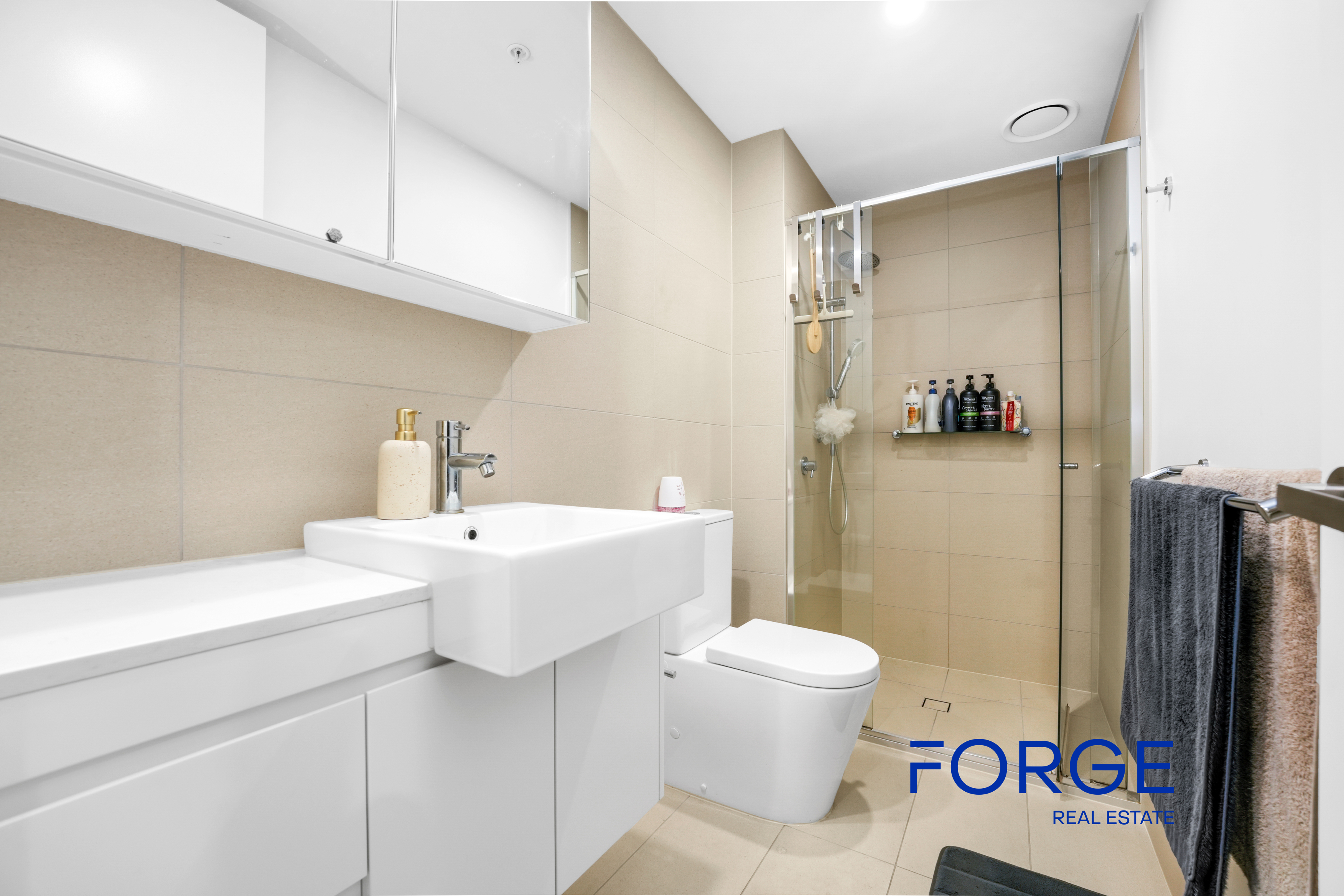 1-bedroom unit at APARTMENT 507 600 DONCASTER ROAD, DONCASTER VIC 3108, Manningham, Victoria