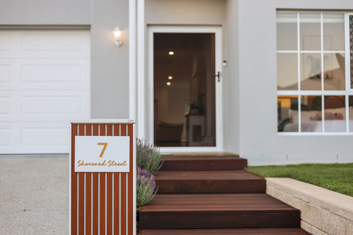7 Sherrard Street, Burpengary East, Qld, 4505 - Image 1