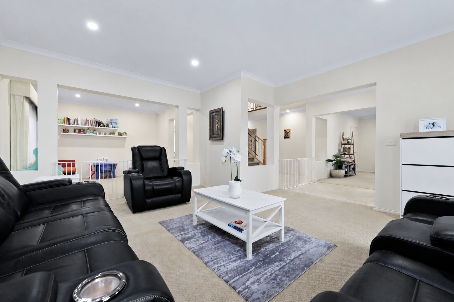 8 VIEW PARK CIRCUIT, Narre Warren South VIC 3805 - Image 5