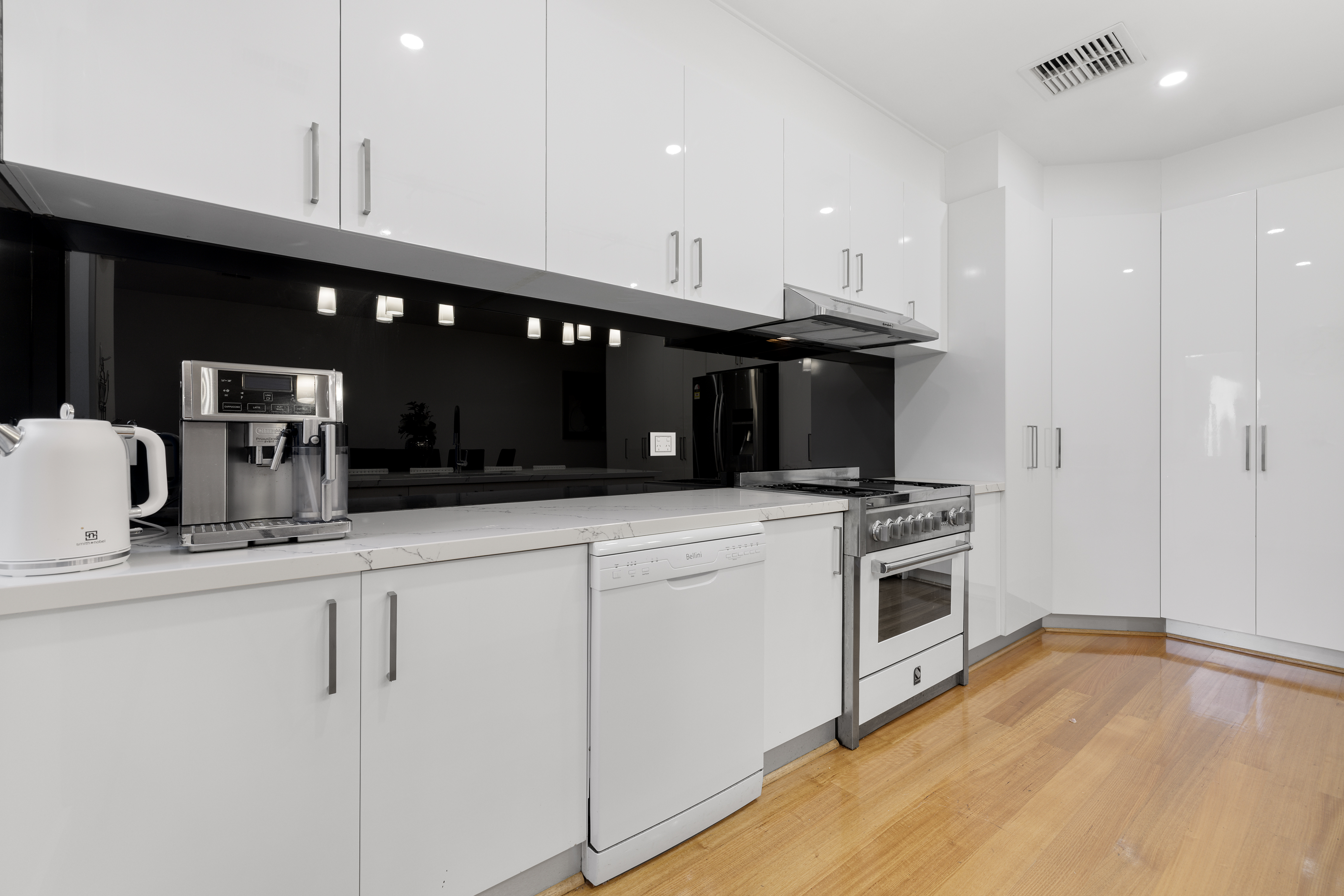 6 MOYHU TERRACE, Rowville VIC 3178 - Image 7