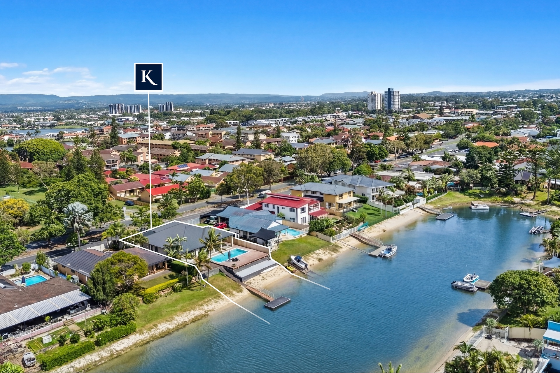 4-bedroom house at 162 Sunshine Boulevard, Mermaid Waters, QLD 4218, Gold Coast, Queensland