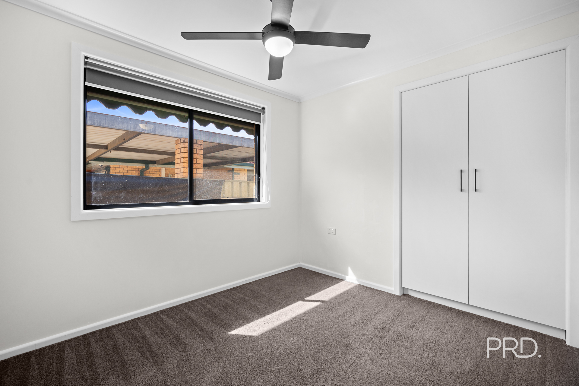 21 Pinaroo Drive, Glenfield Park, NSW 2650 - Image 8