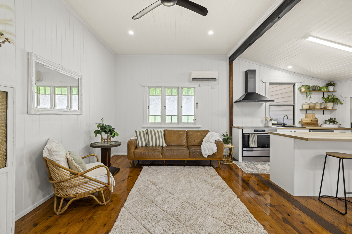 34 Noll Street, Kearneys Spring, QLD 4350 - Image 6