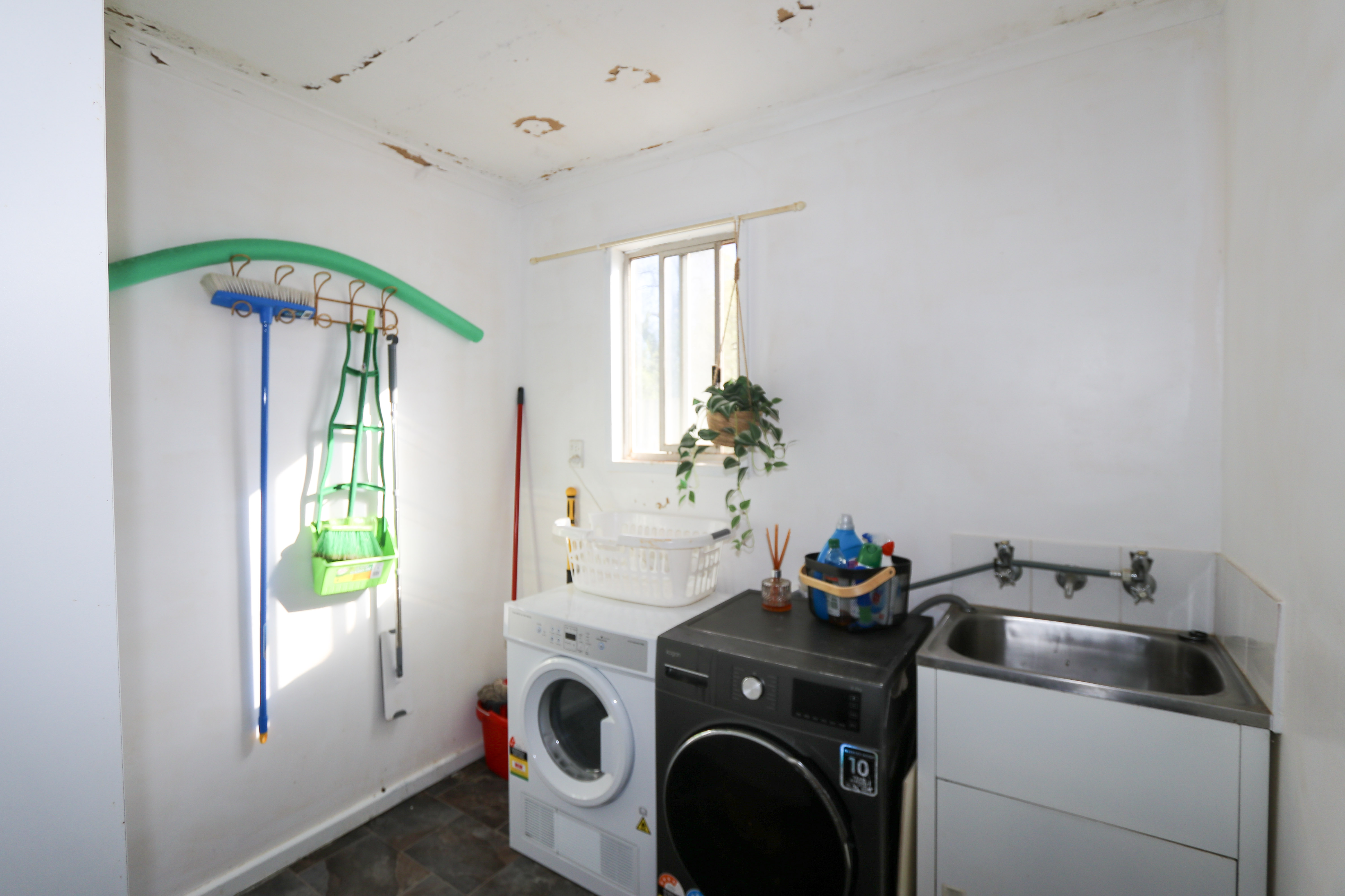 3-bedroom house at 54 Wollongough Street, Ungarie, NSW 2669, Bland, New South Wales