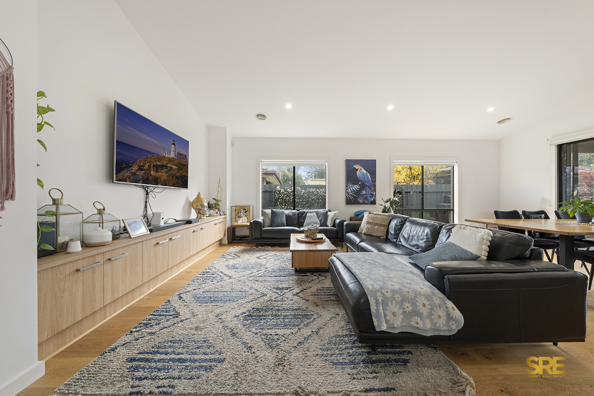 69 JAMES COOK DRIVE, Melton West VIC 3337 - Image 4